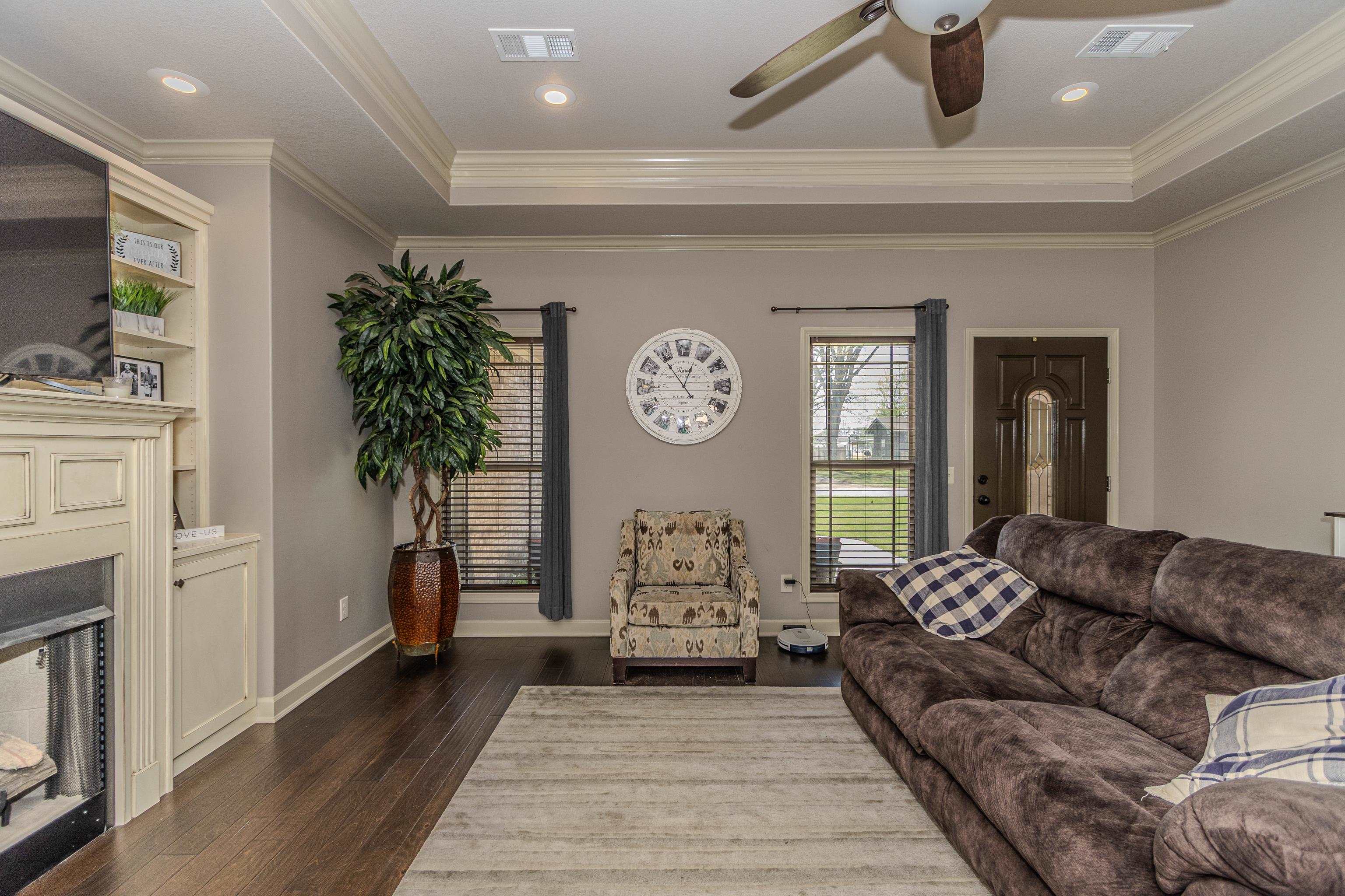 604  Fisher  Monette, AR