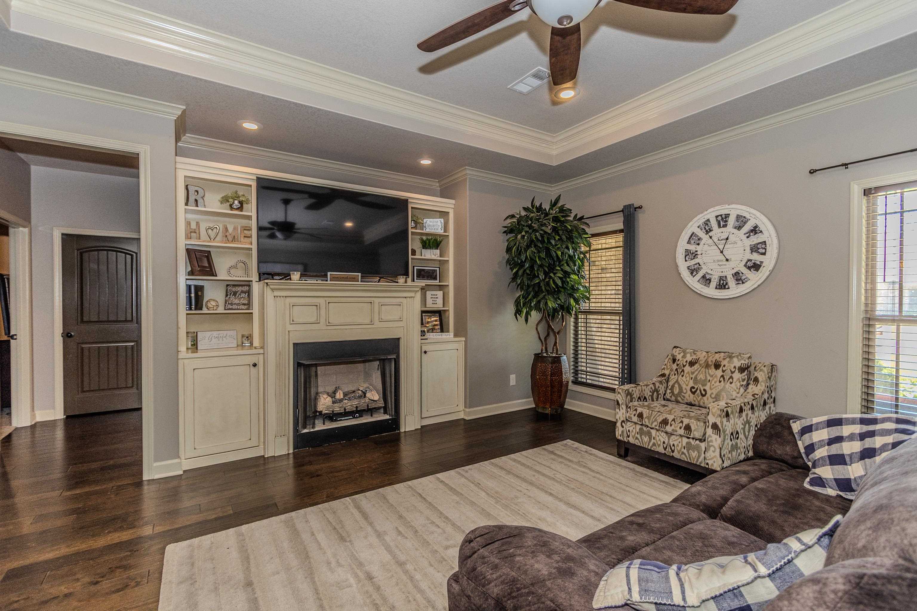 604  Fisher  Monette, AR