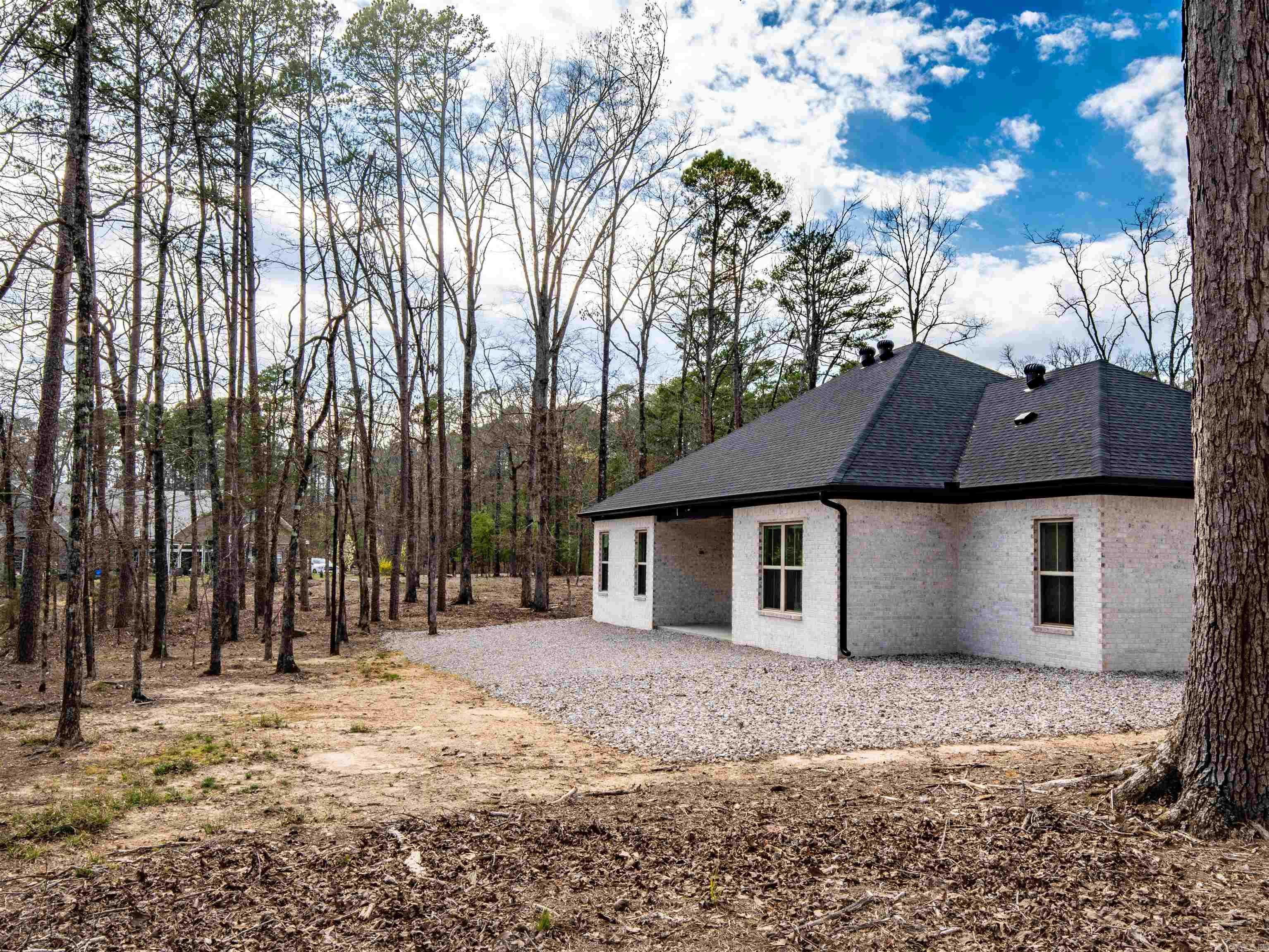 6  Busqueda Lane  Hot Springs Village, AR