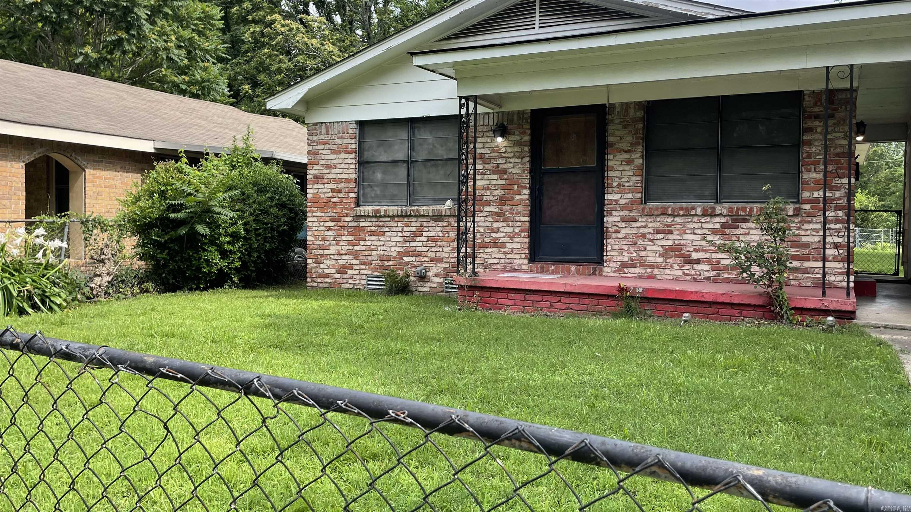 2607 E Washington  North Little Rock, AR