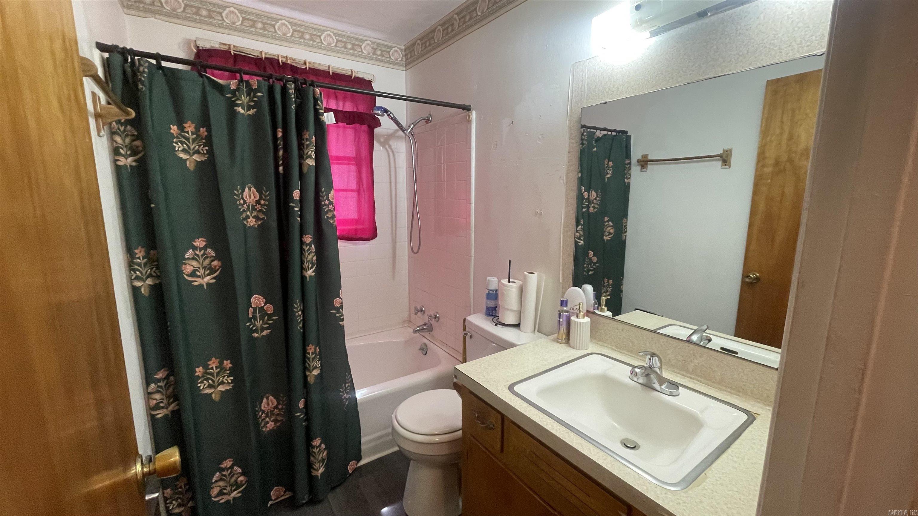 2607 E Washington  North Little Rock, AR
