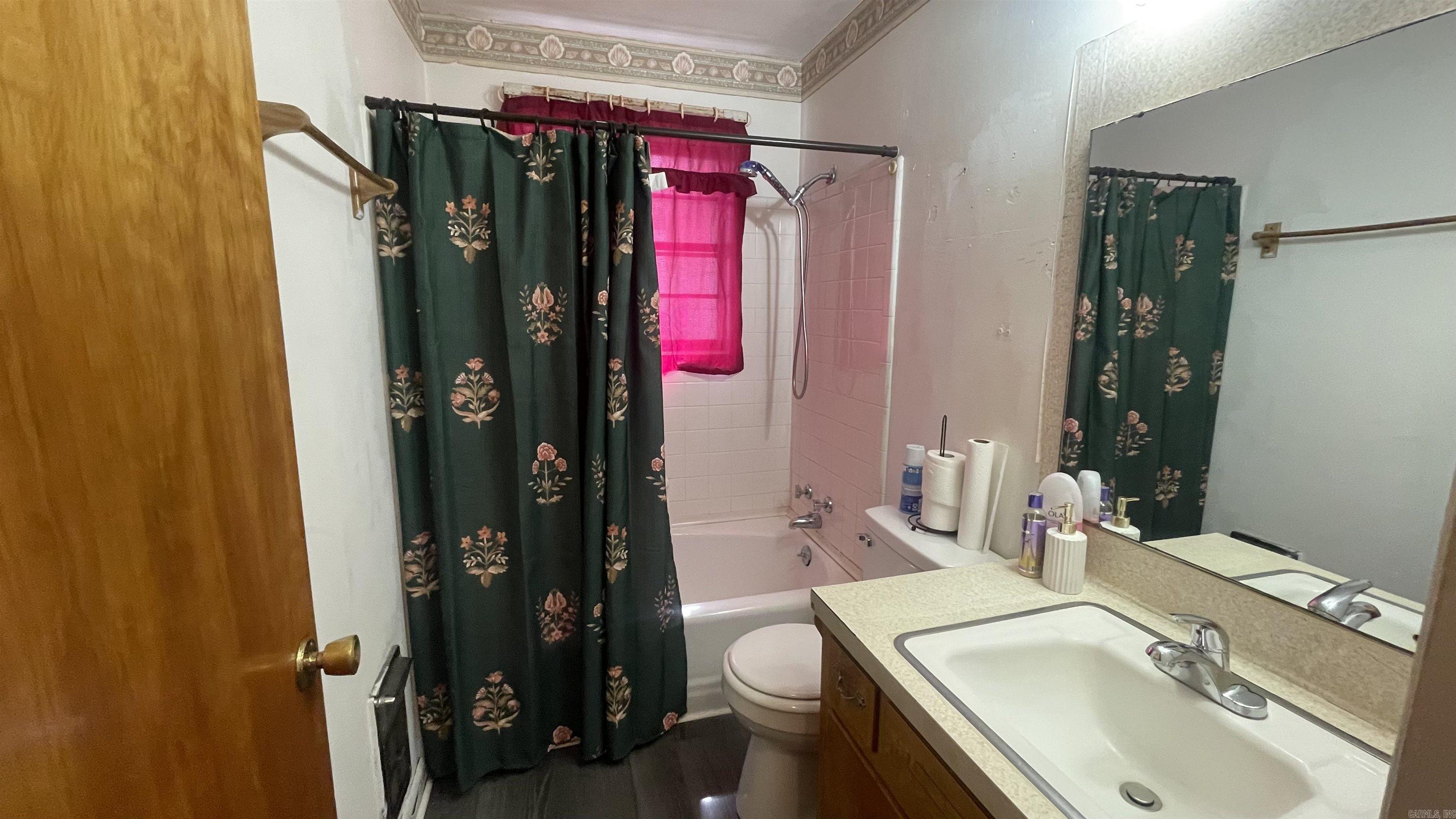 2607 E Washington  North Little Rock, AR
