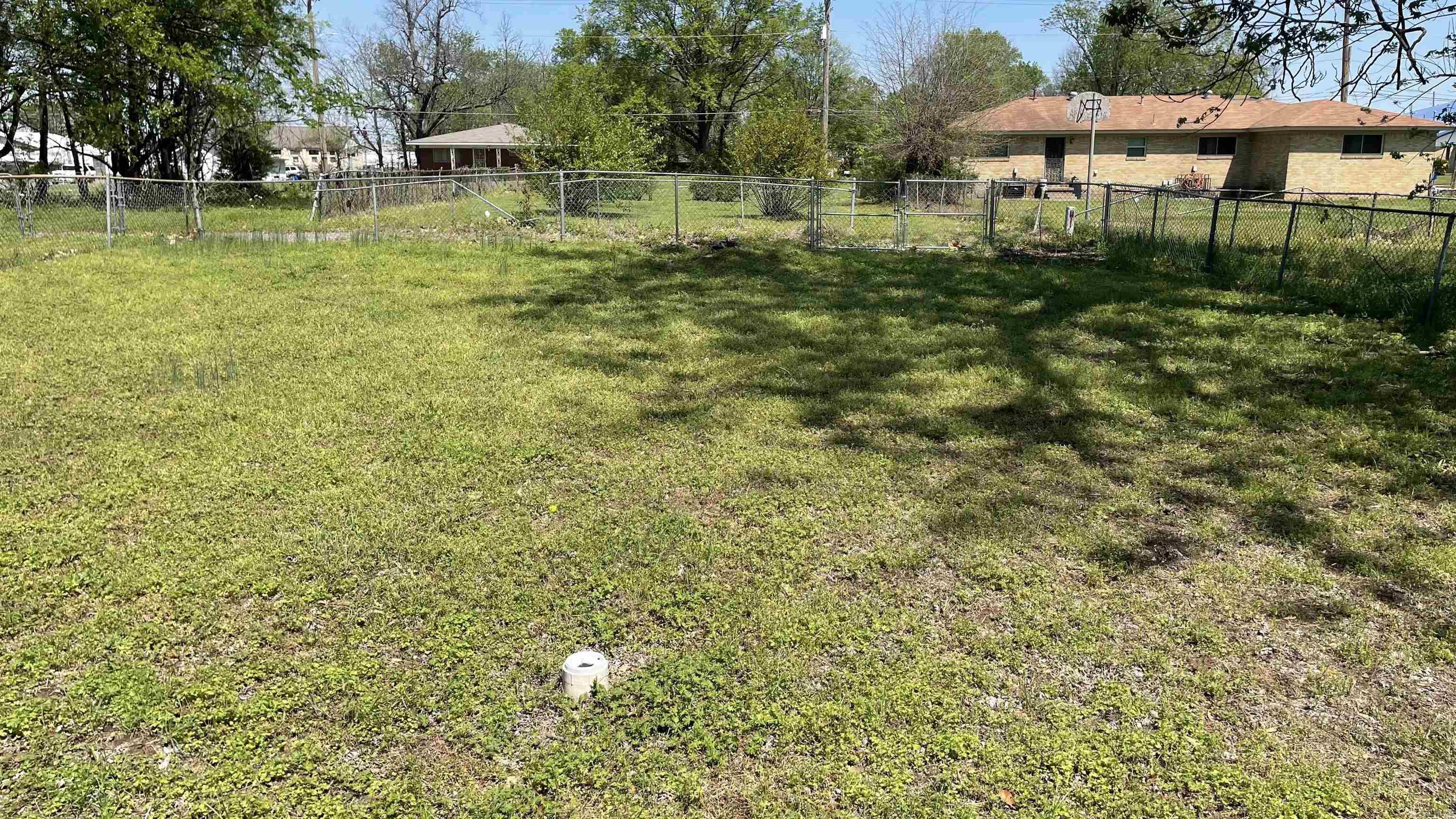 2607 E Washington  North Little Rock, AR