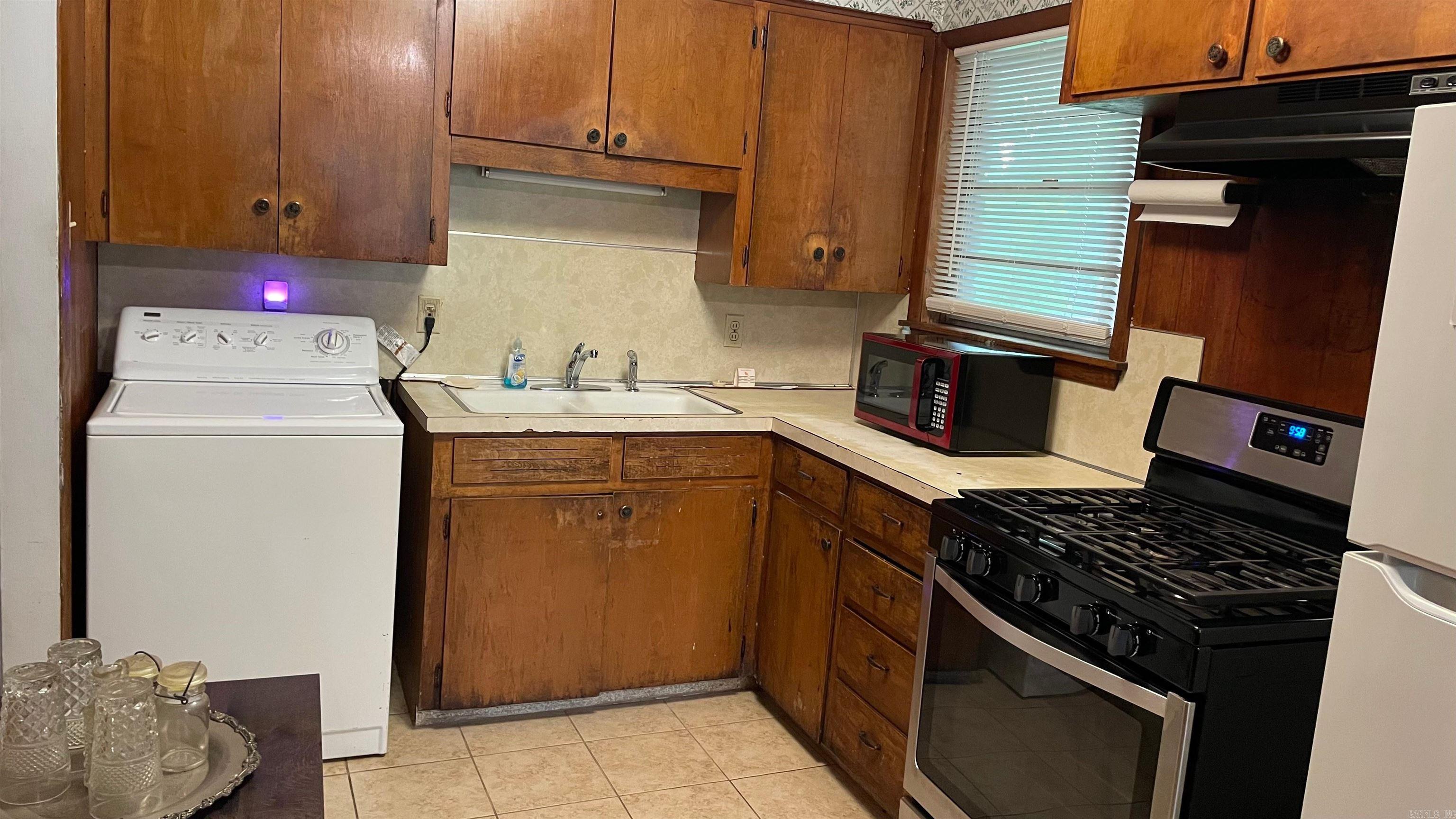 2607 E Washington  North Little Rock, AR