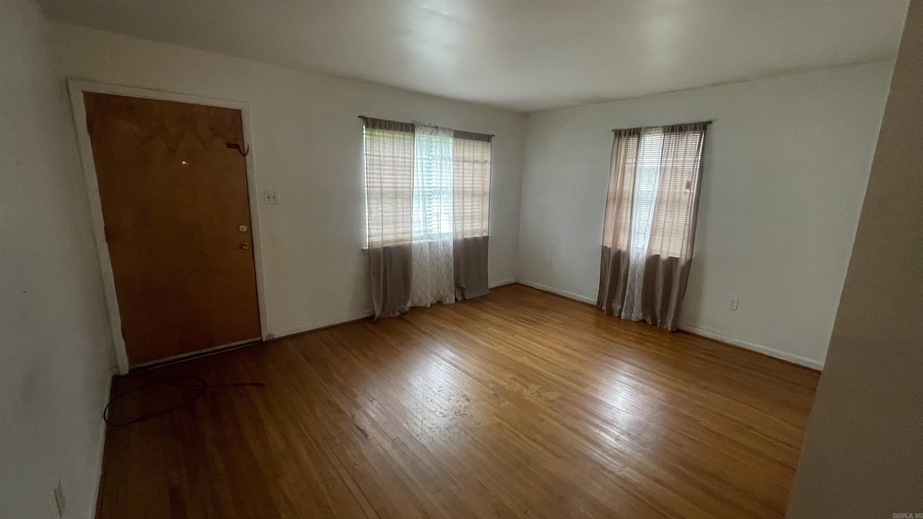 2607 E Washington  North Little Rock, AR