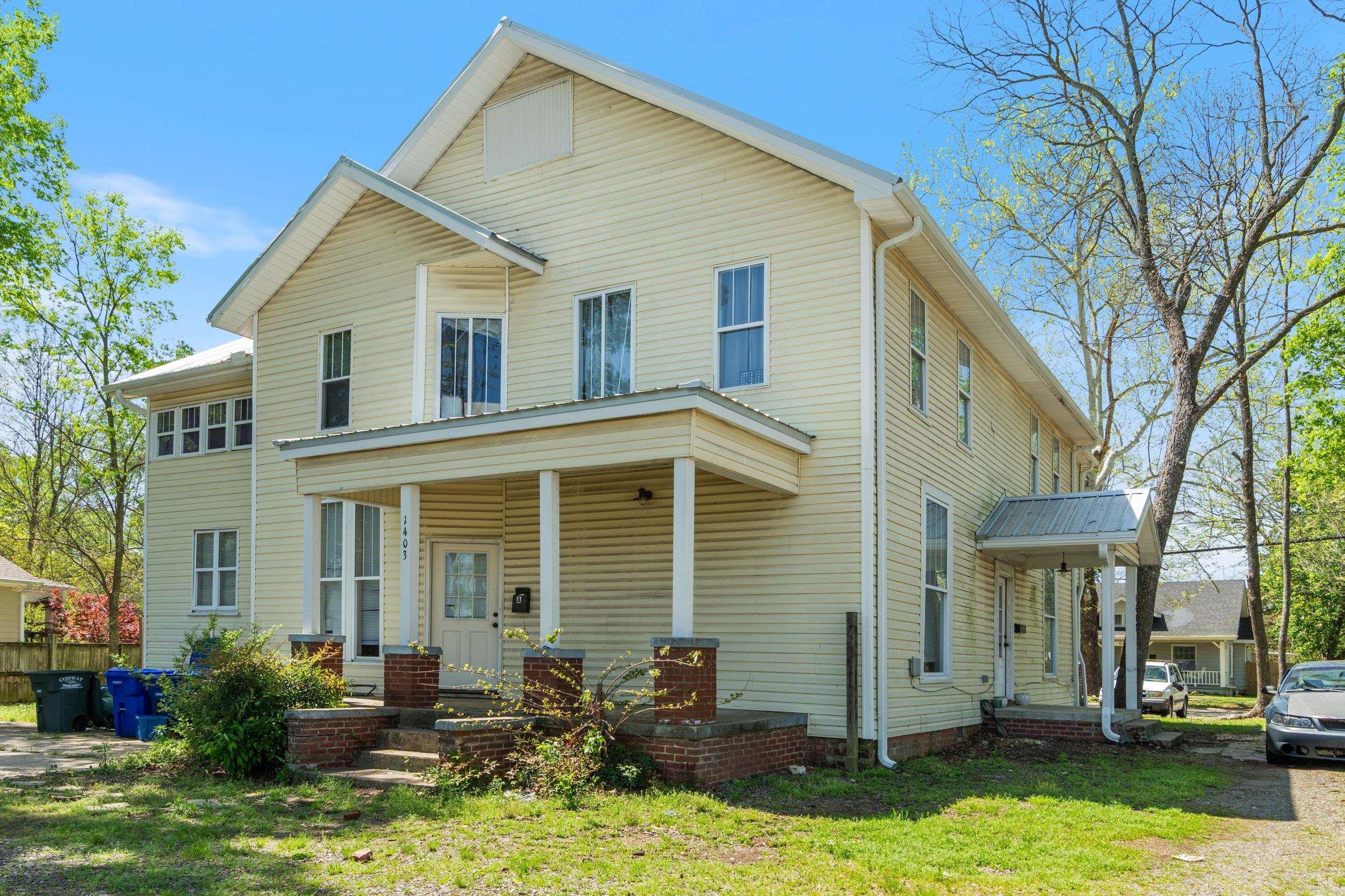 1403 Scott St Conway, AR 72034