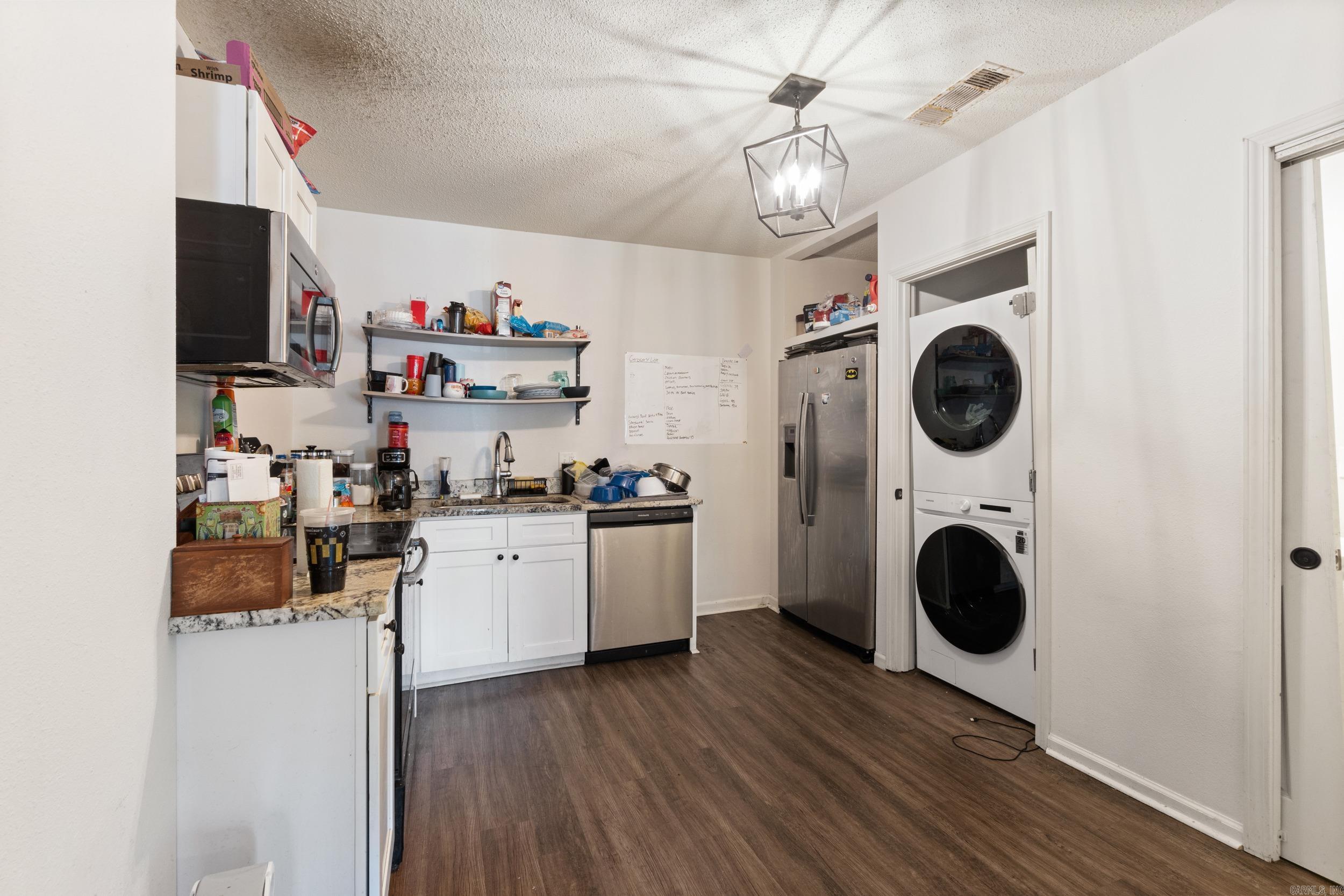 1403 Scott St Conway, AR 72034