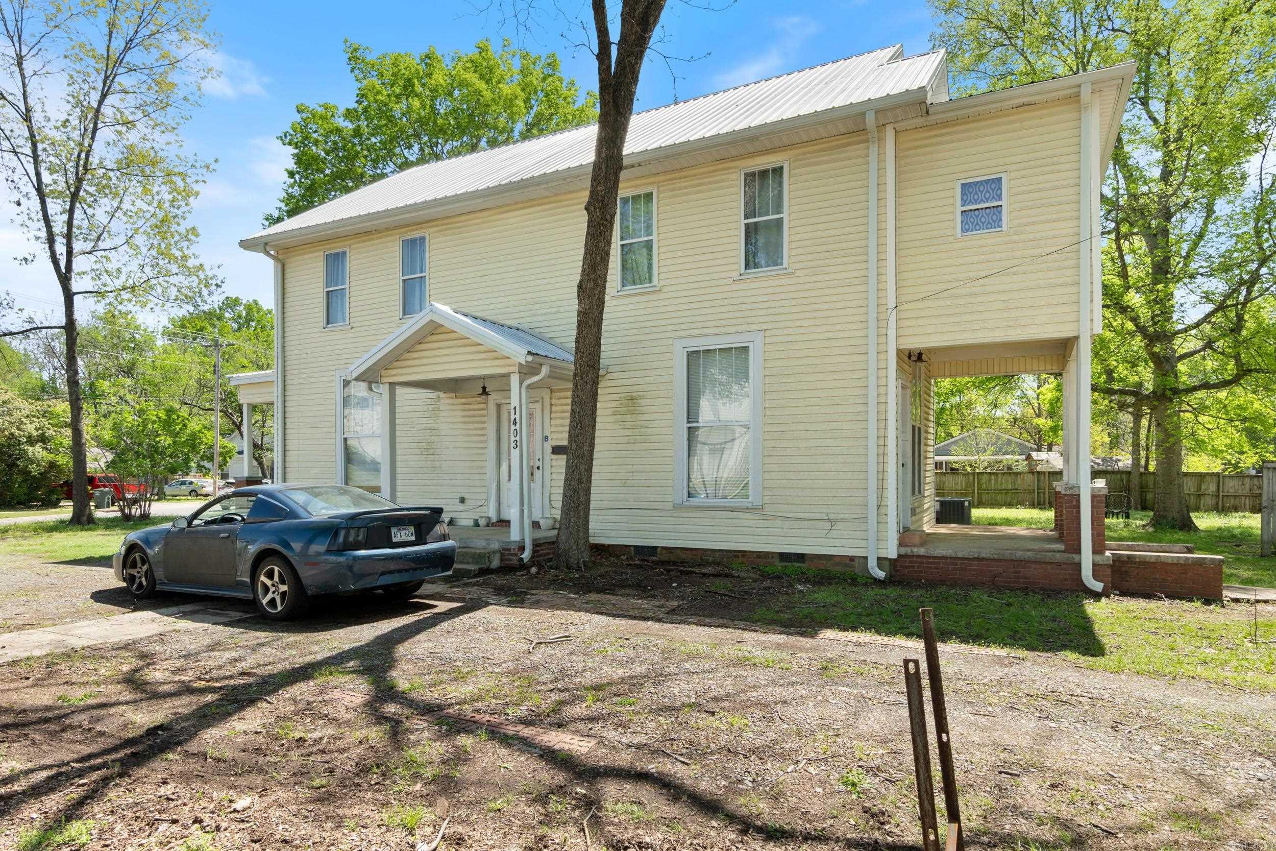 1403 Scott St Conway, AR 72034