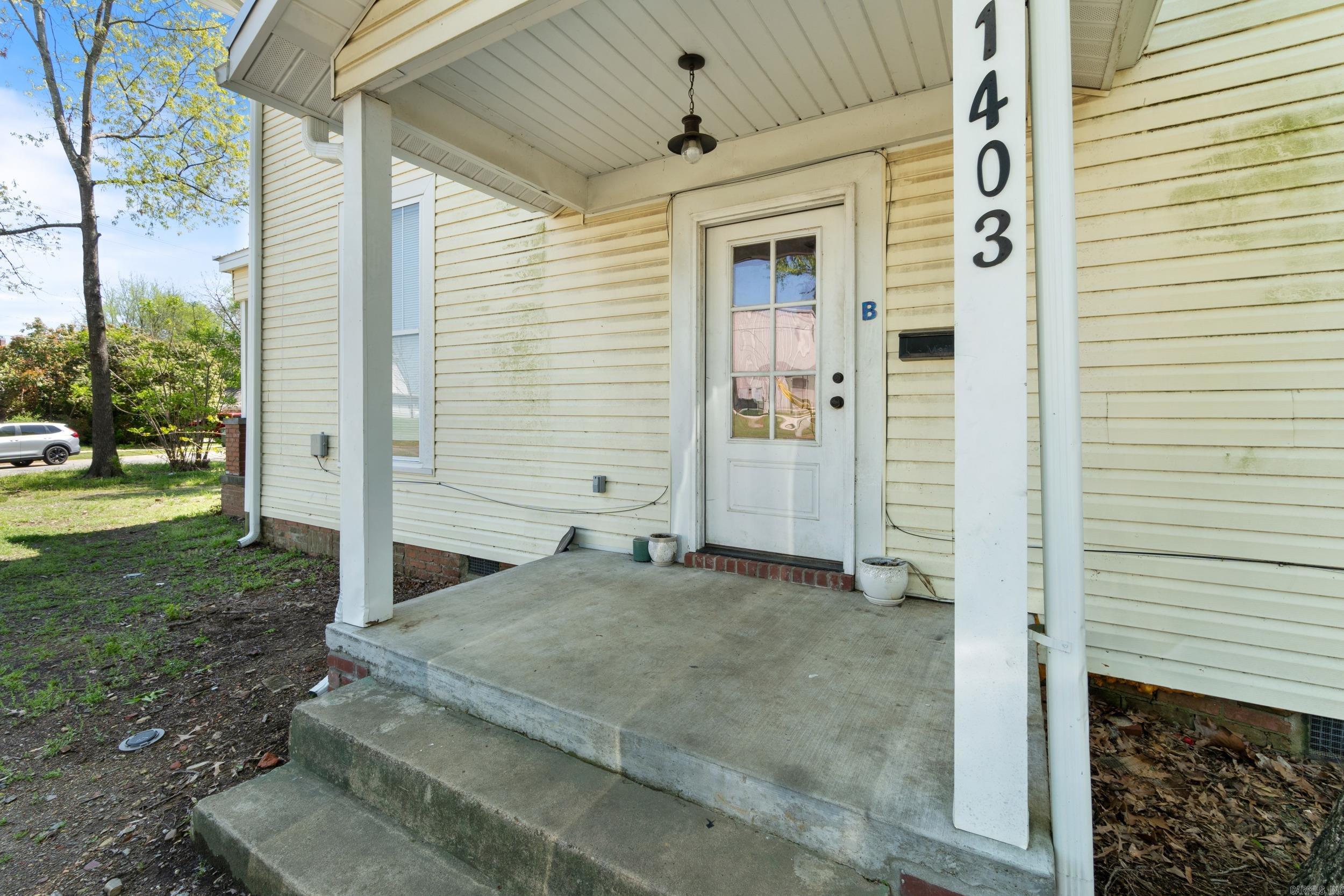 1403 Scott St Conway, AR 72034