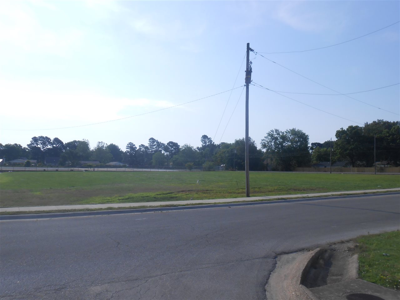 3201  E Highland  Jonesboro, AR