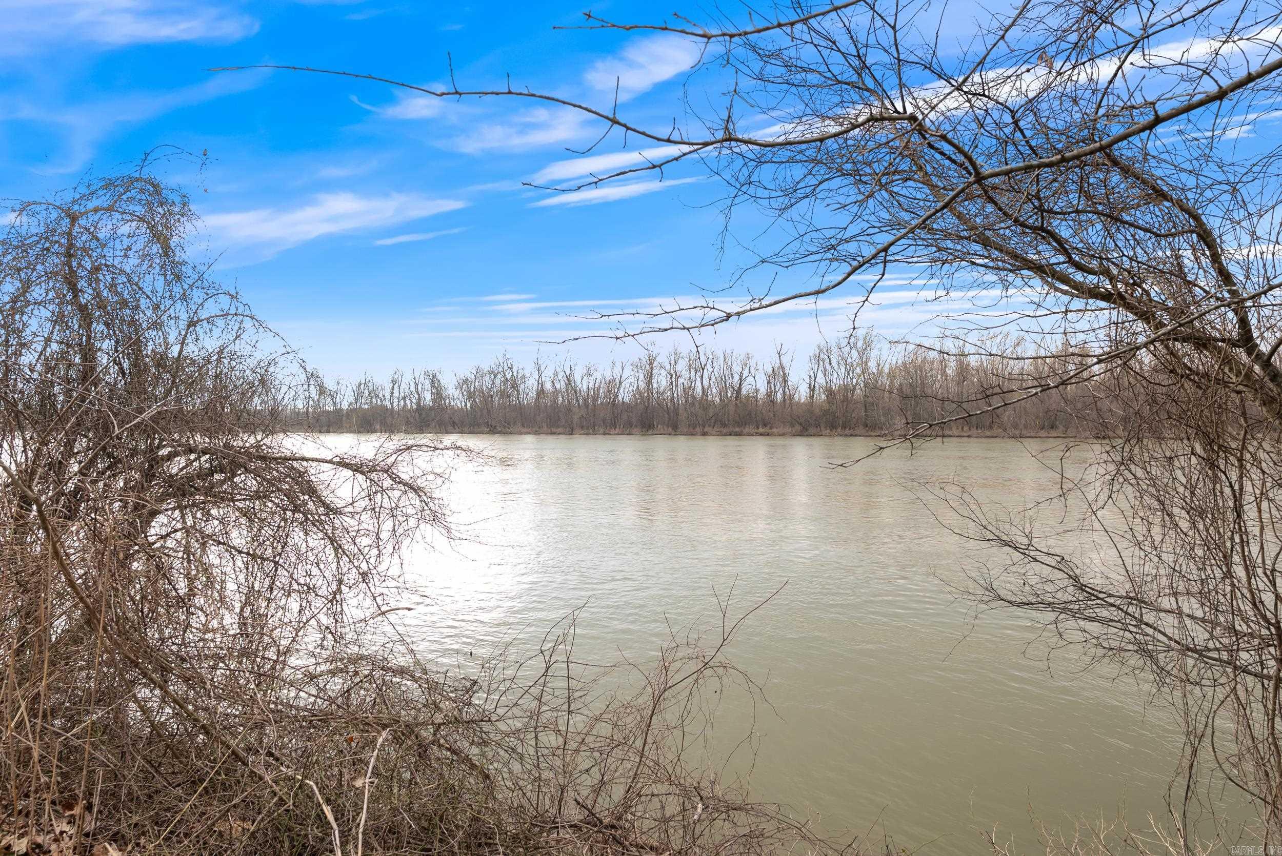 000  Taylor Bay  Augusta, AR