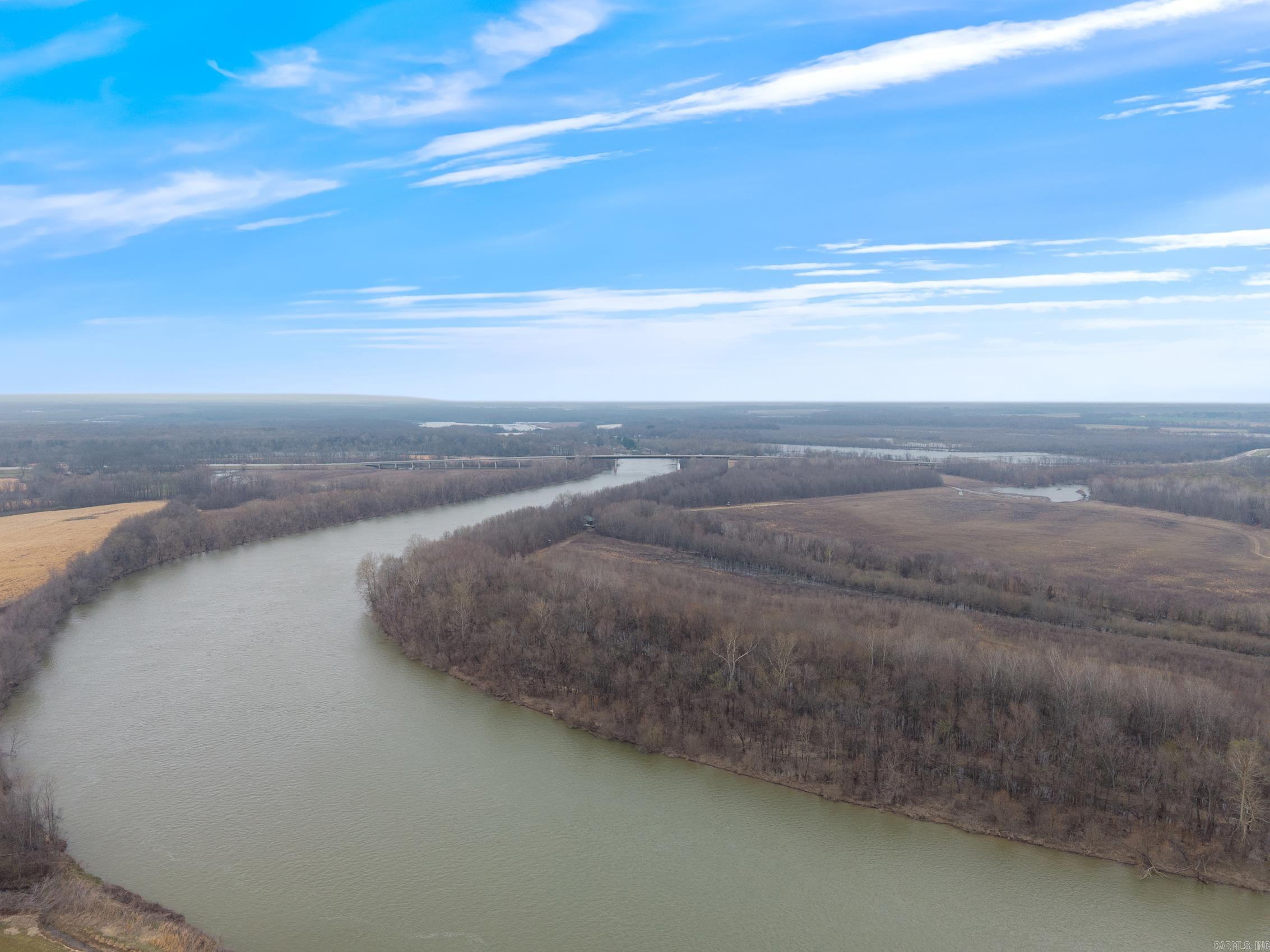 000  Taylor Bay  Augusta, AR