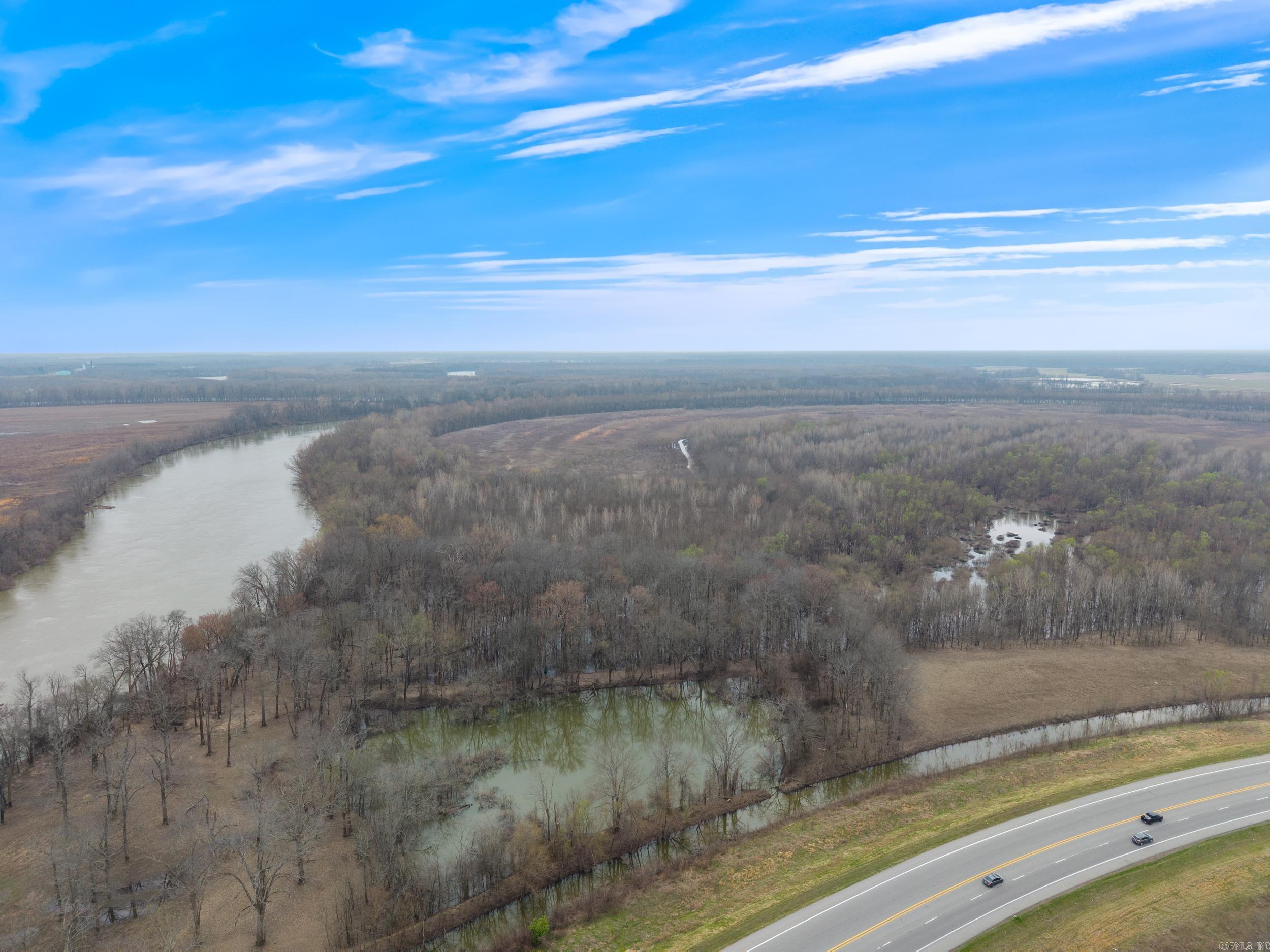000  Taylor Bay  Augusta, AR