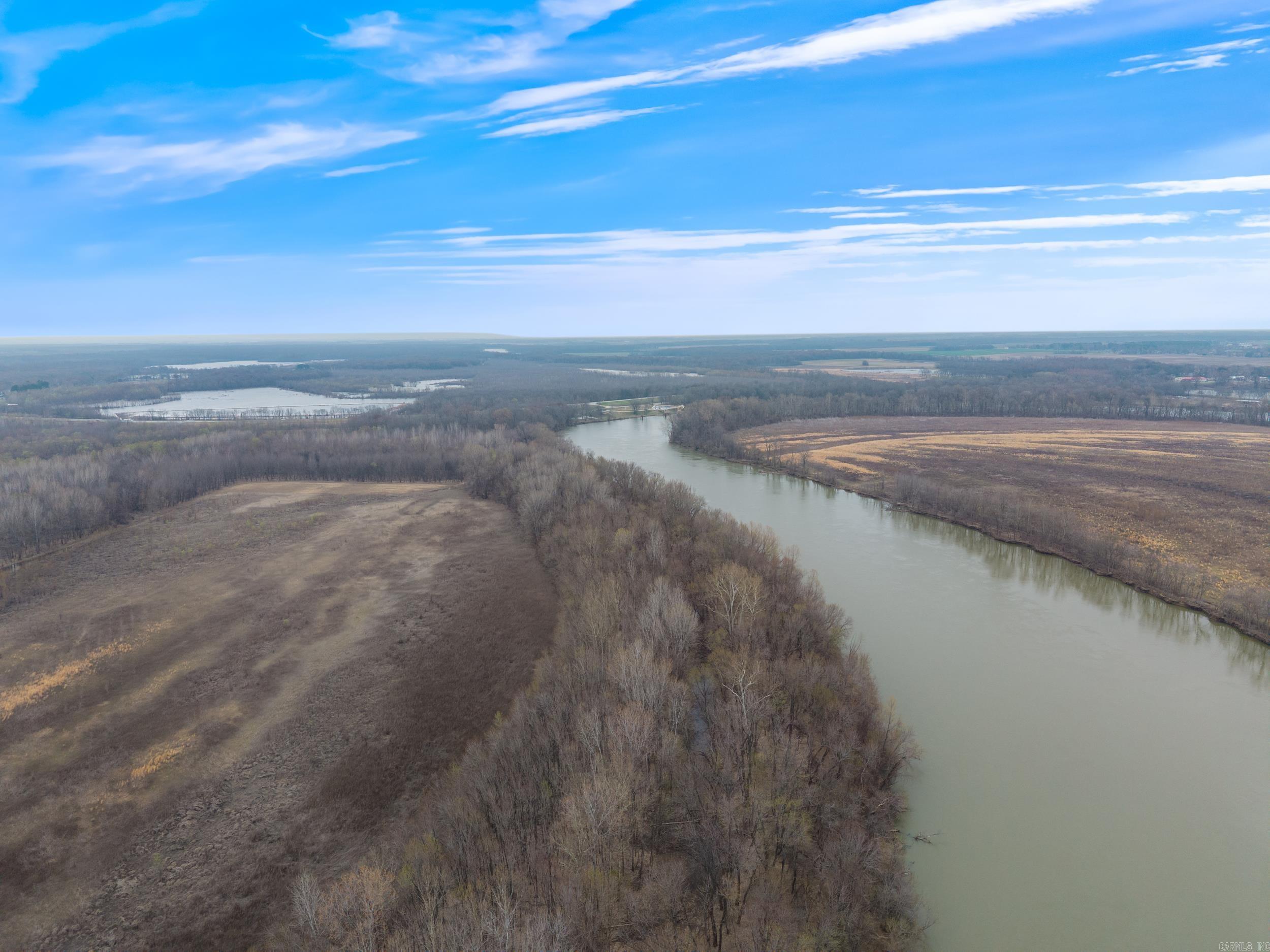 000  Taylor Bay  Augusta, AR
