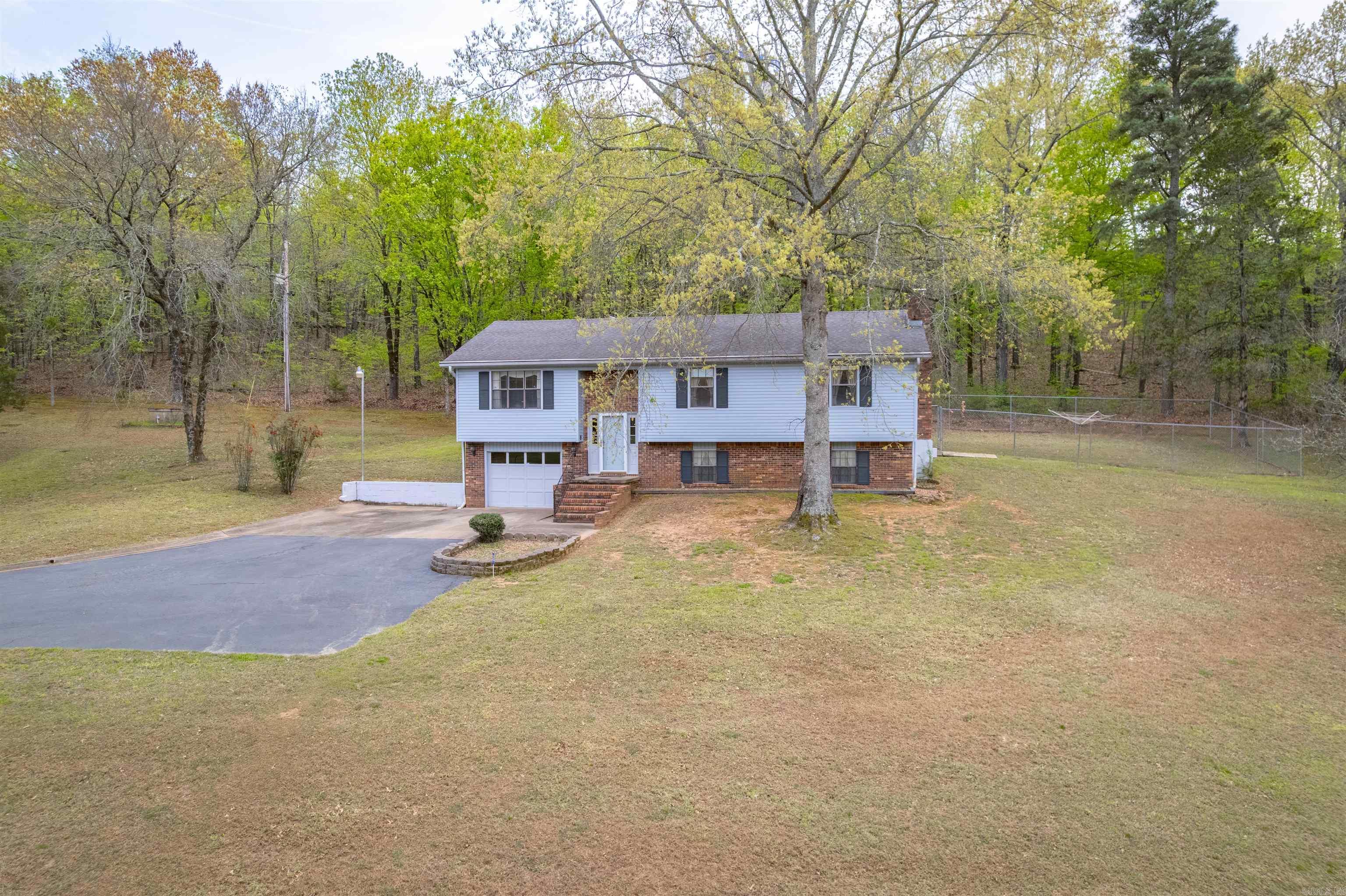 19  Cedar Hill  Conway, AR