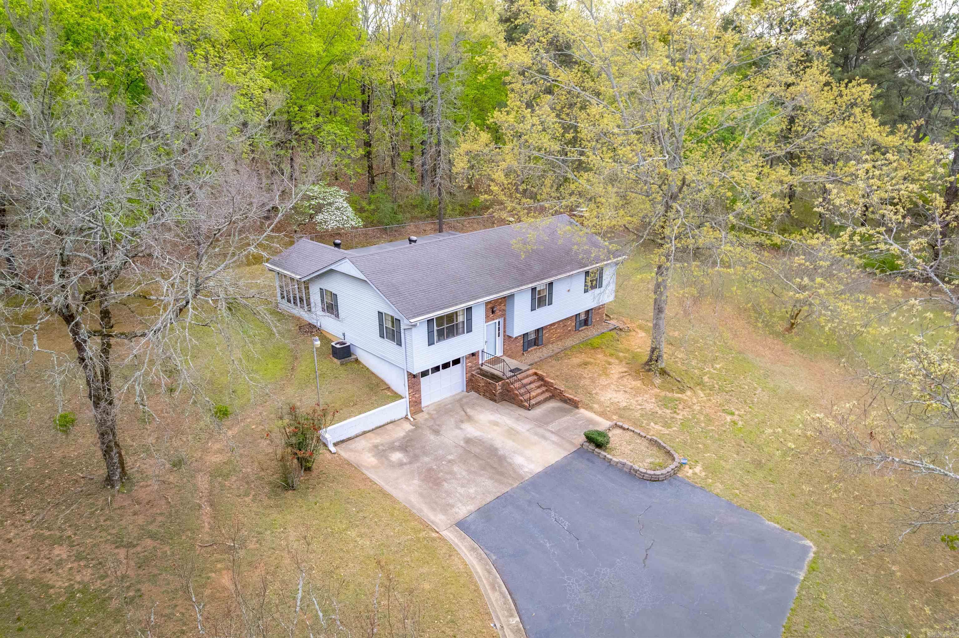 19  Cedar Hill  Conway, AR
