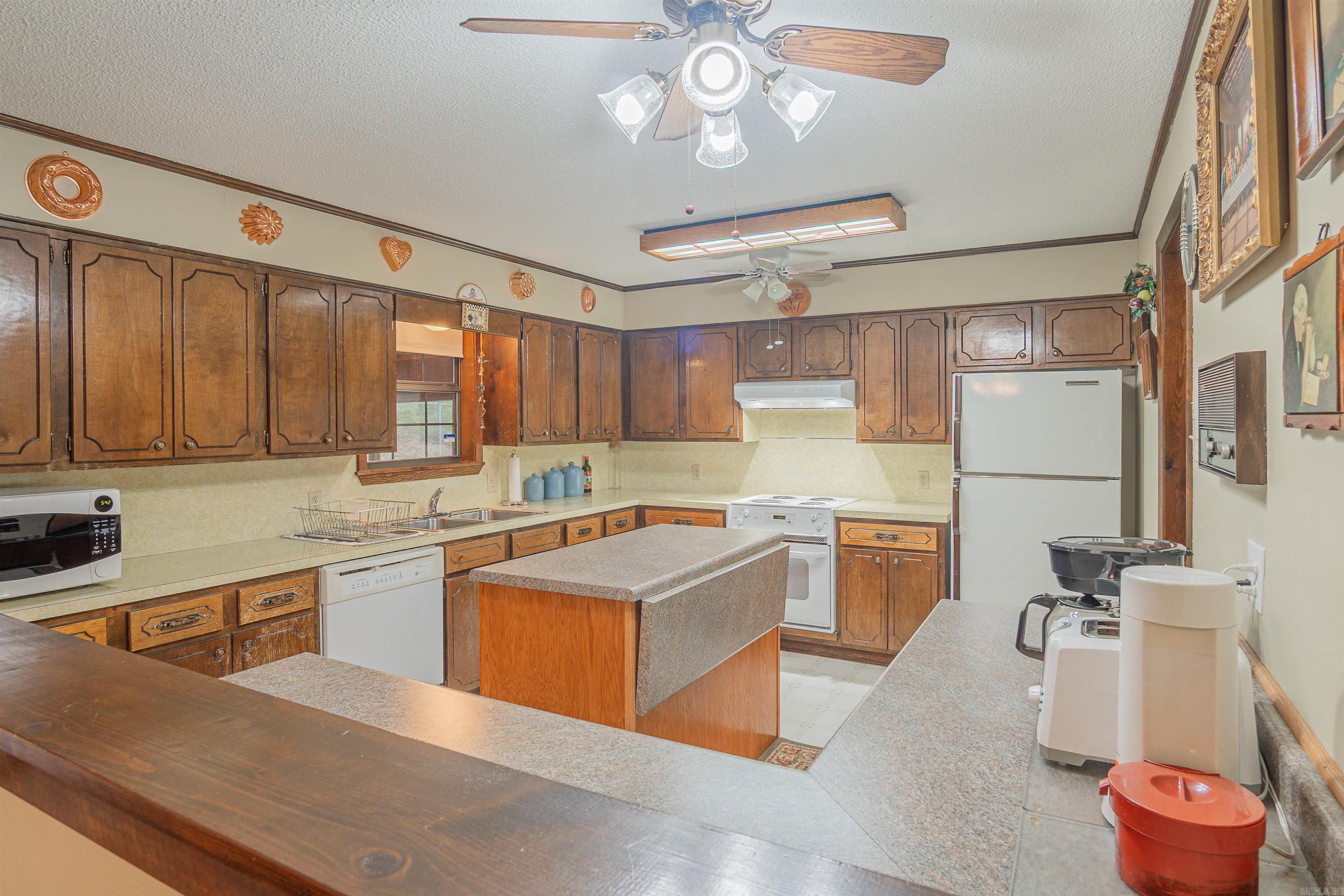 19  Cedar Hill  Conway, AR