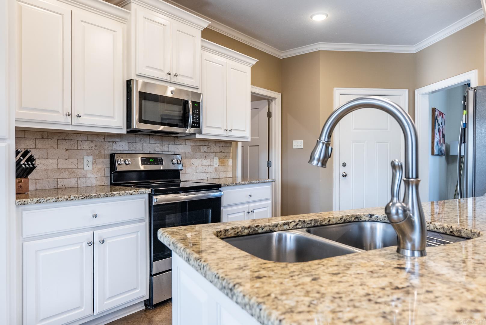 1700 Josh Dr. Conway, AR 72034