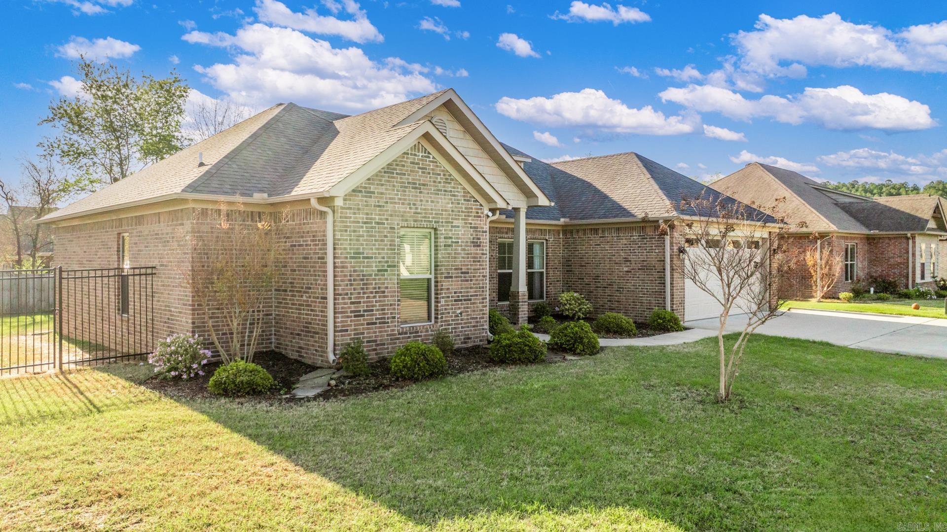 1700 Josh Dr. Conway, AR 72034