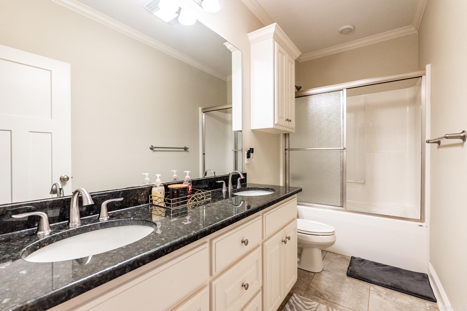 1700 Josh Dr. Conway, AR 72034