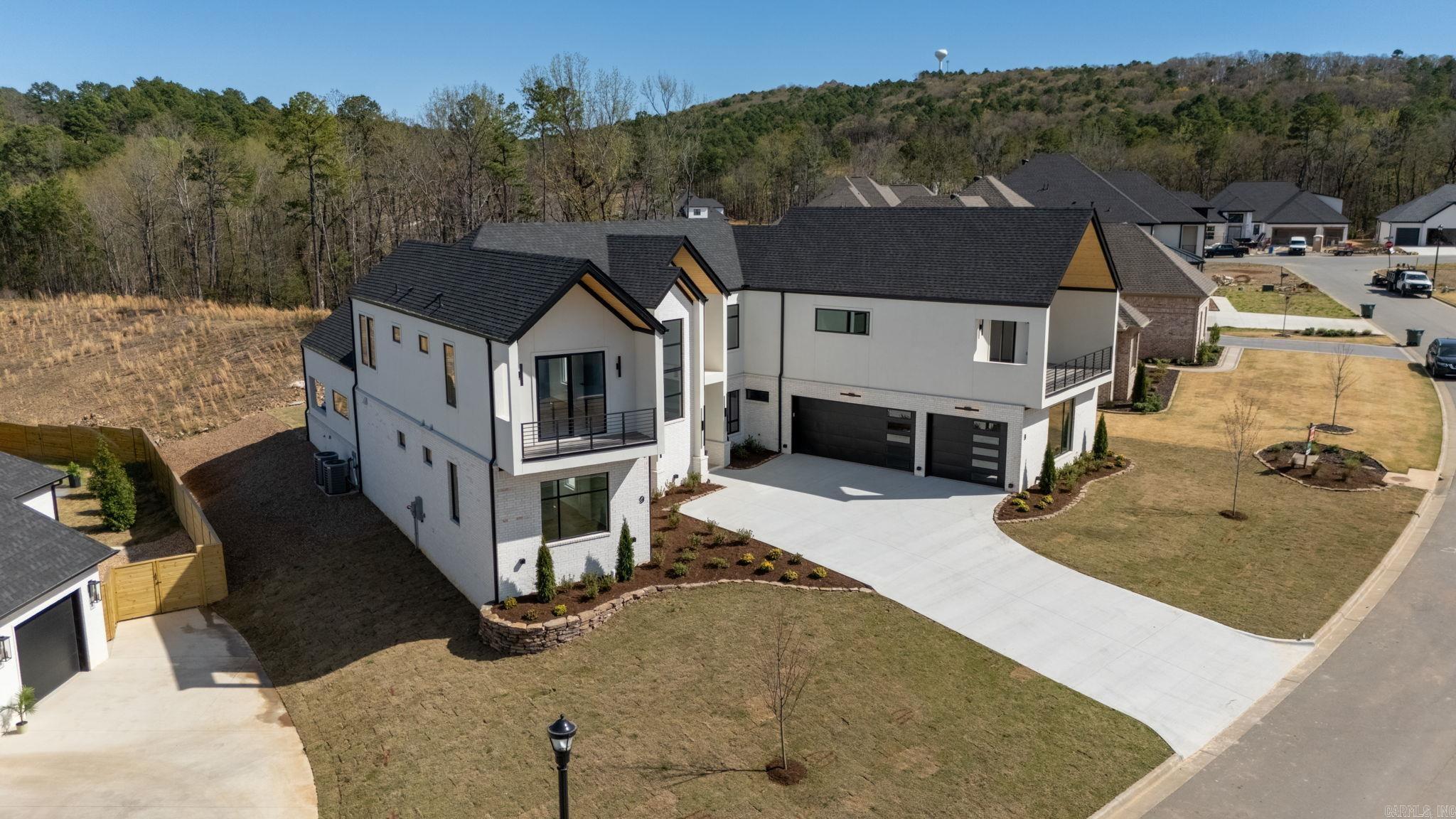 9 Abington Court Little Rock, AR 72223