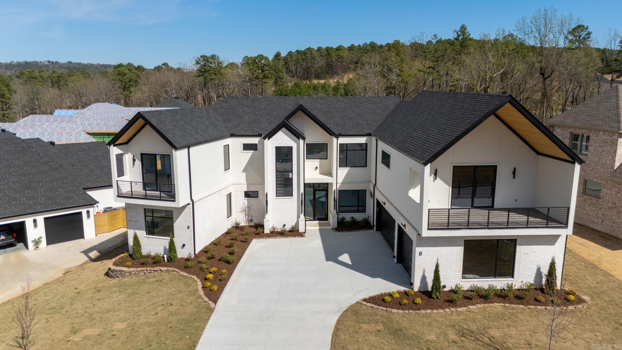 9 Abington Court Little Rock, AR 72223