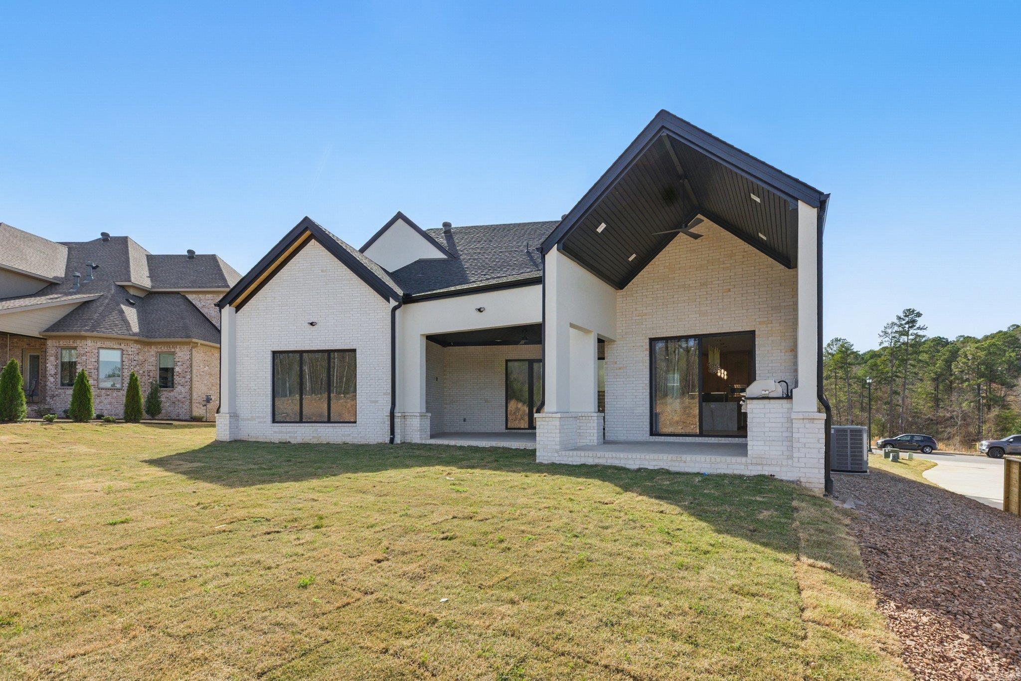 9 Abington Court Little Rock, AR 72223