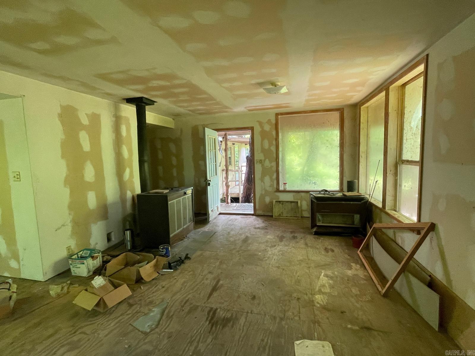 881 Driftwood Drive  Pineville, AR