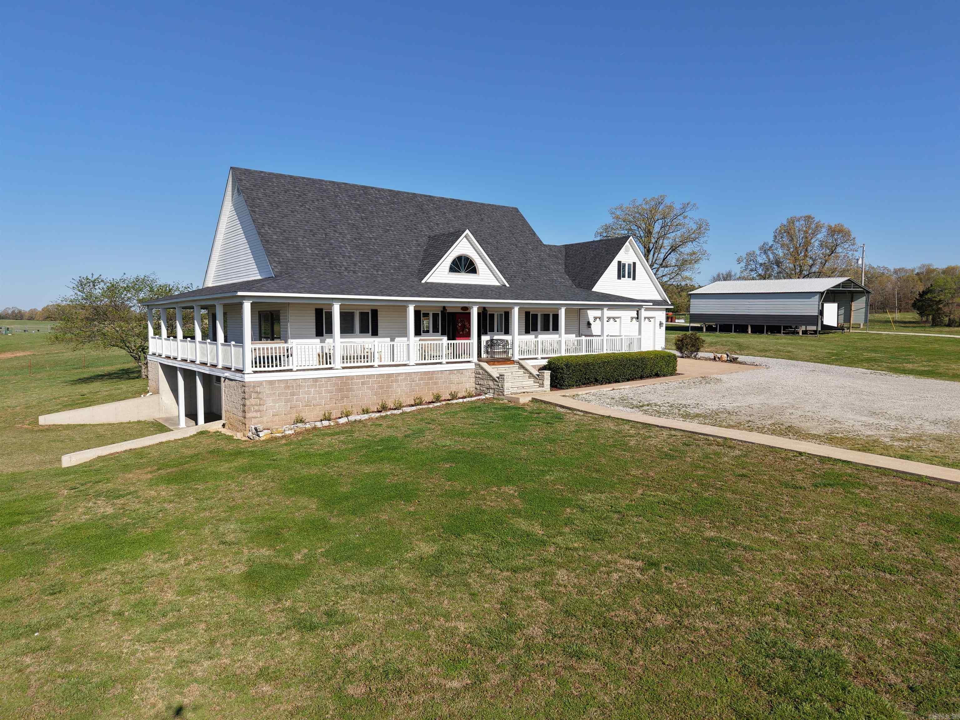 2832  Lacrosse Road  Melbourne, AR