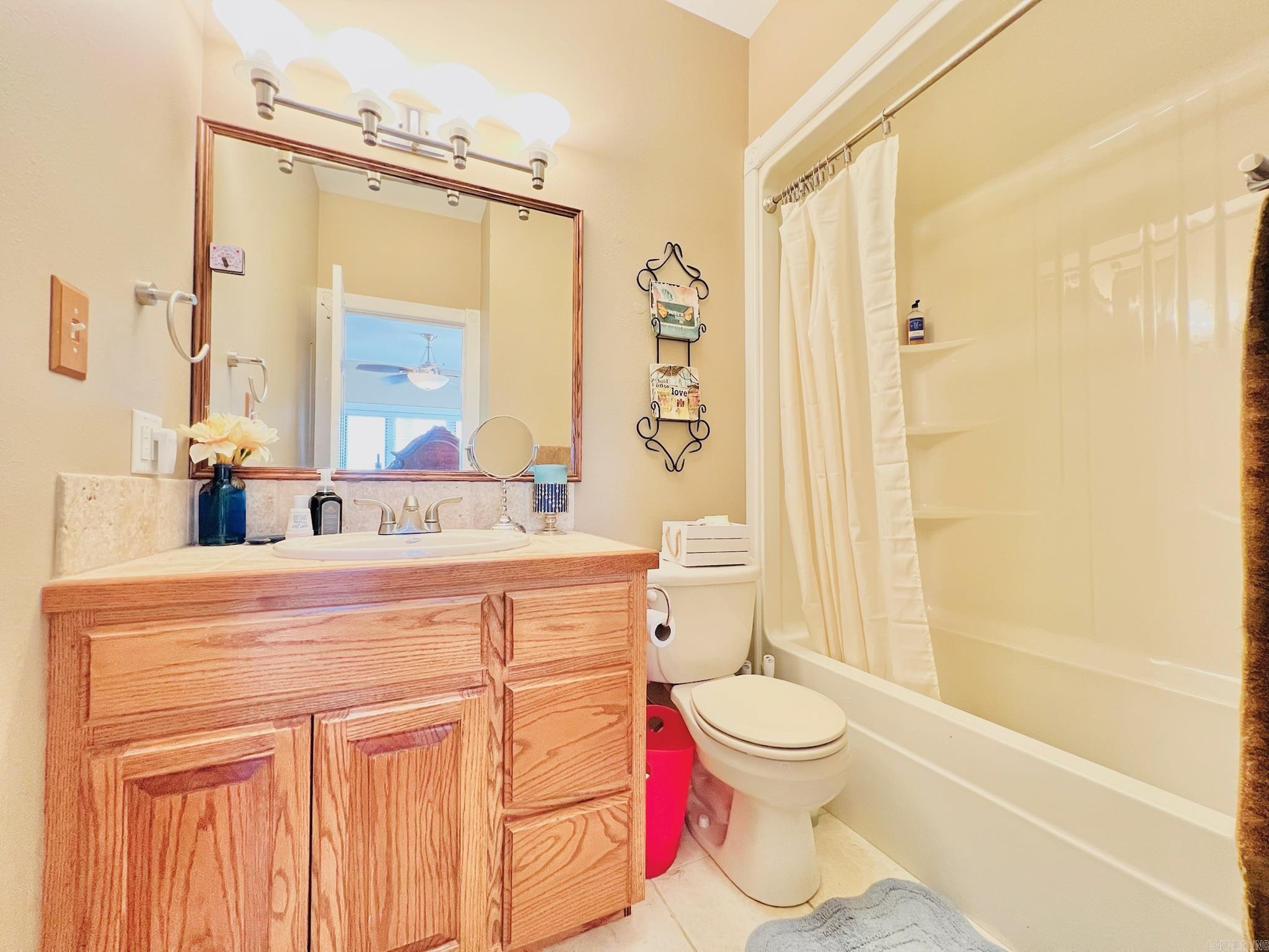 2832  Lacrosse Road  Melbourne, AR