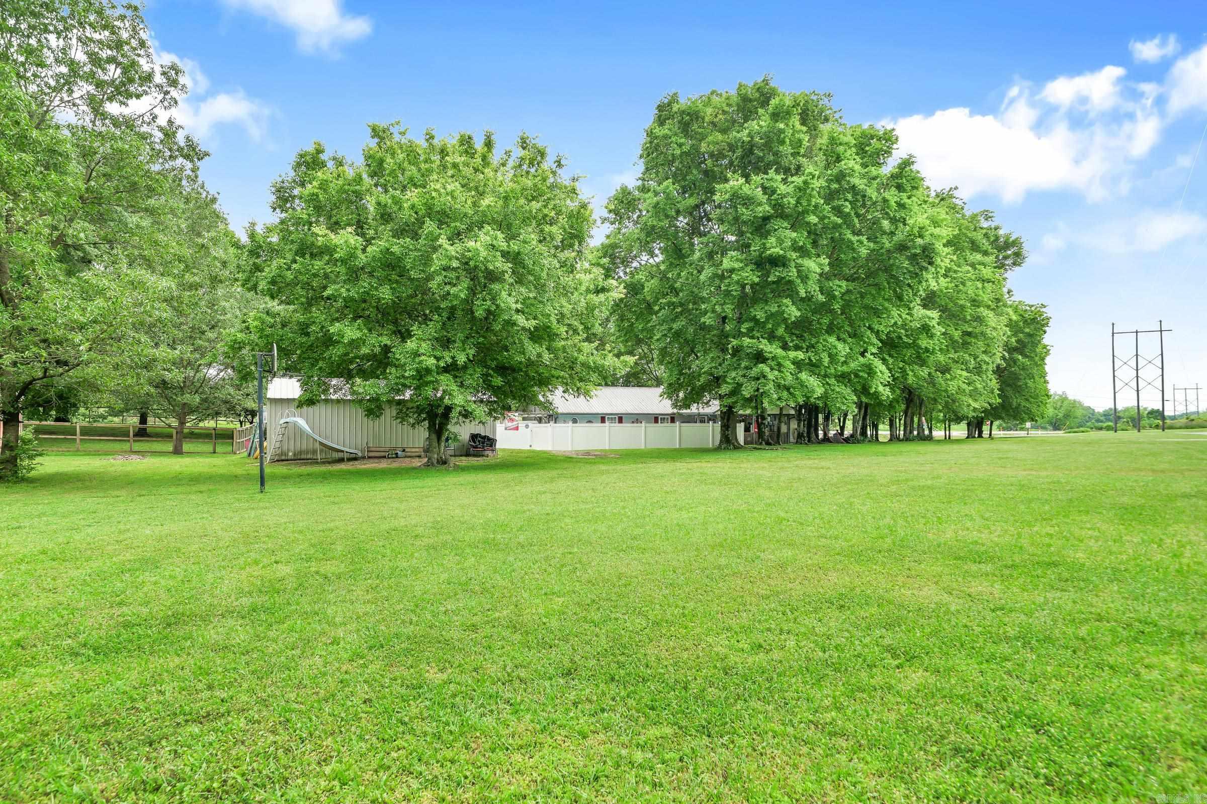 110 N Horatio Homesites Road Horatio, AR 71842