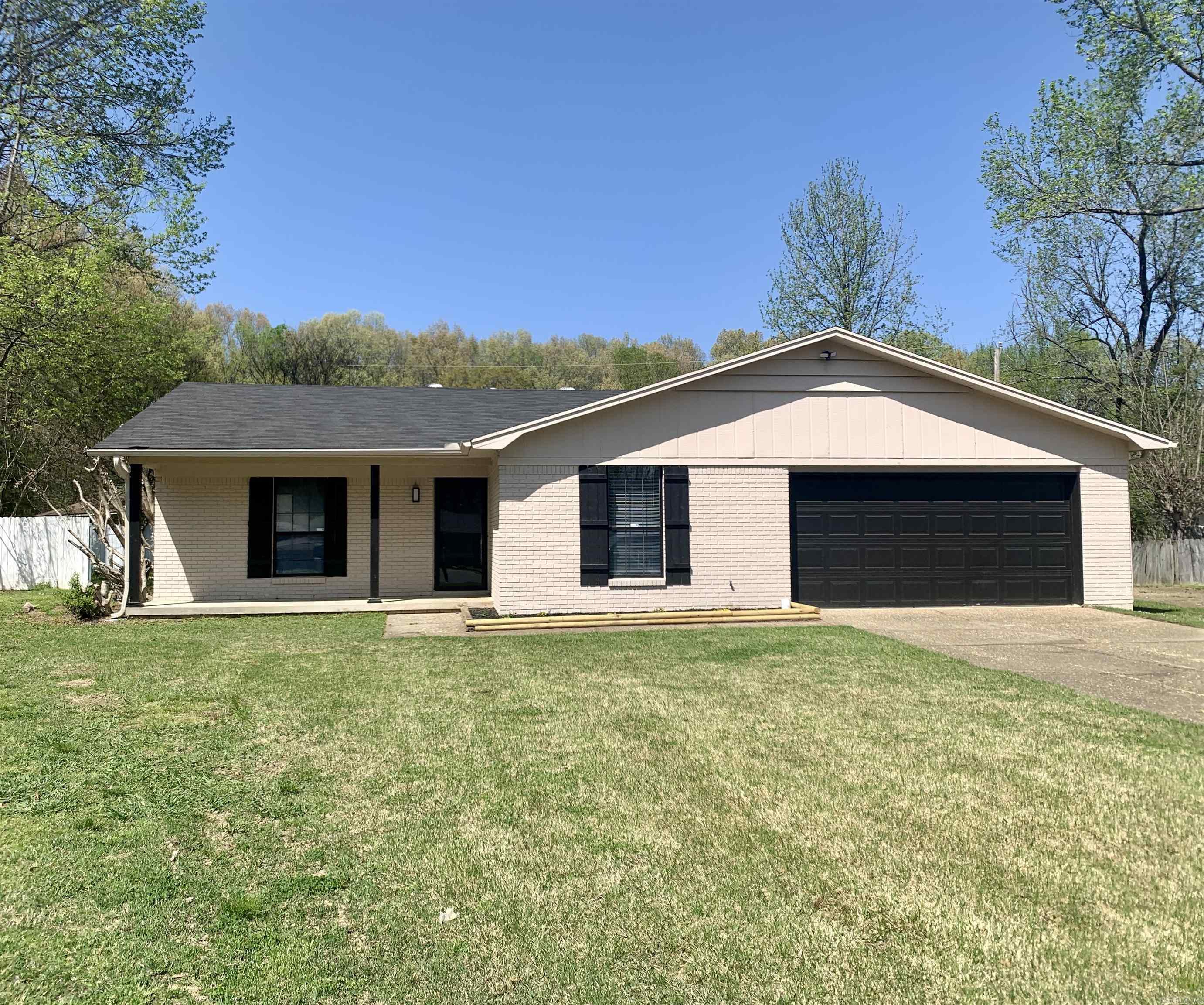8608  Edwina  Little Rock, AR