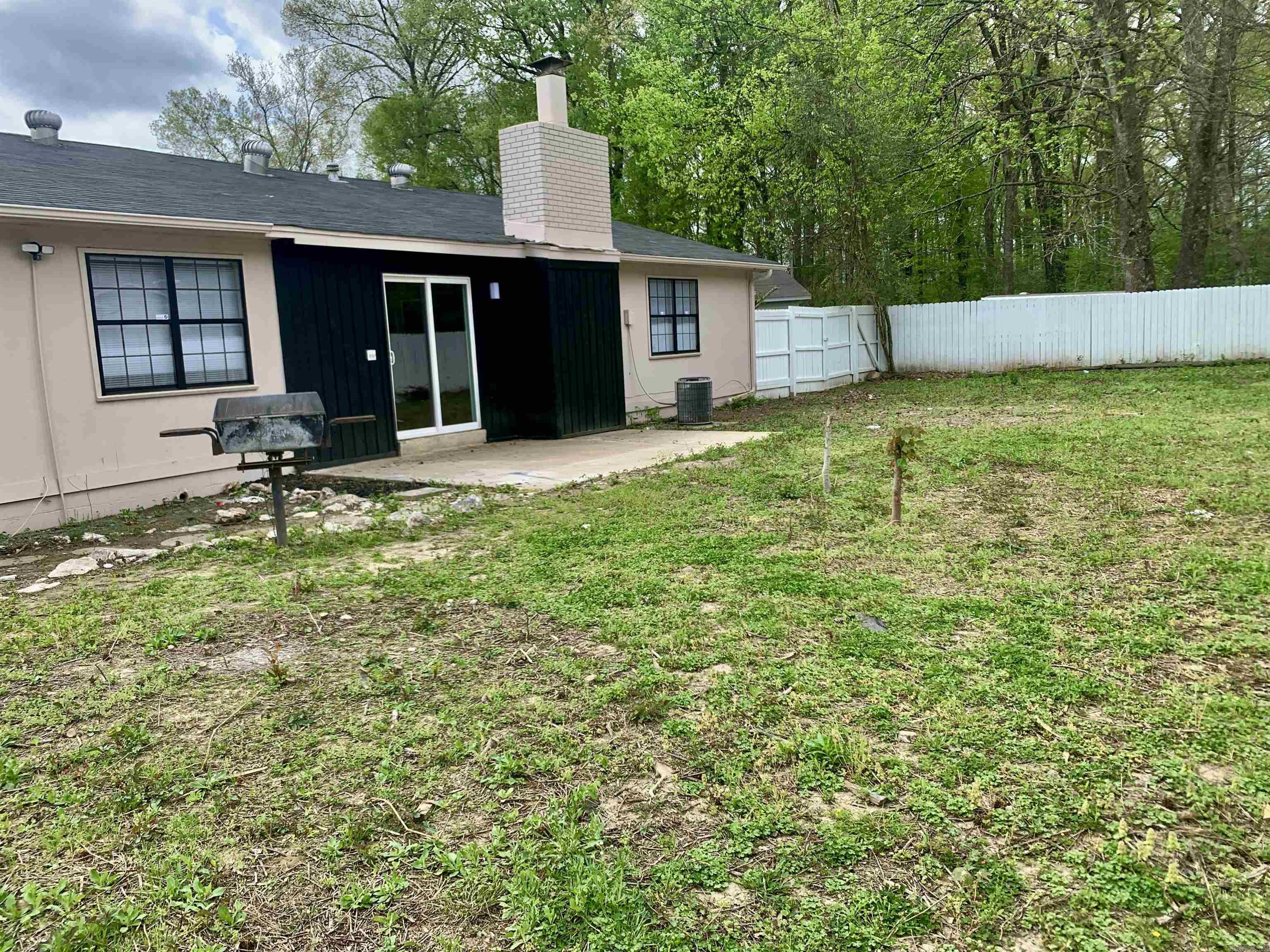 8608  Edwina  Little Rock, AR