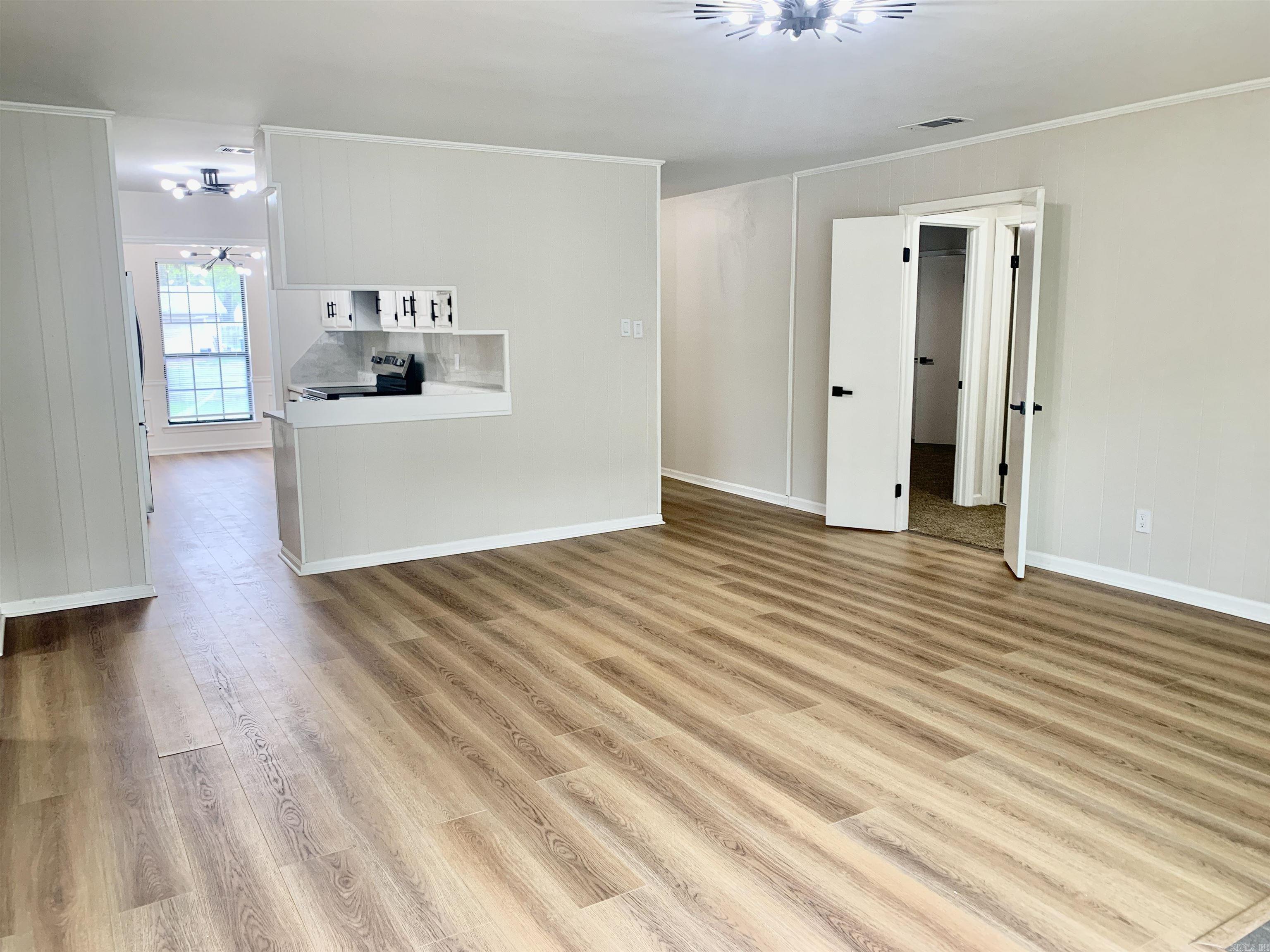 8608  Edwina  Little Rock, AR