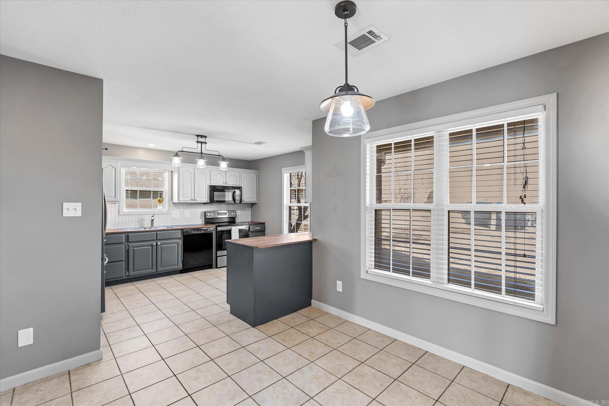 4601  Gregory Cove  Jonesboro, AR