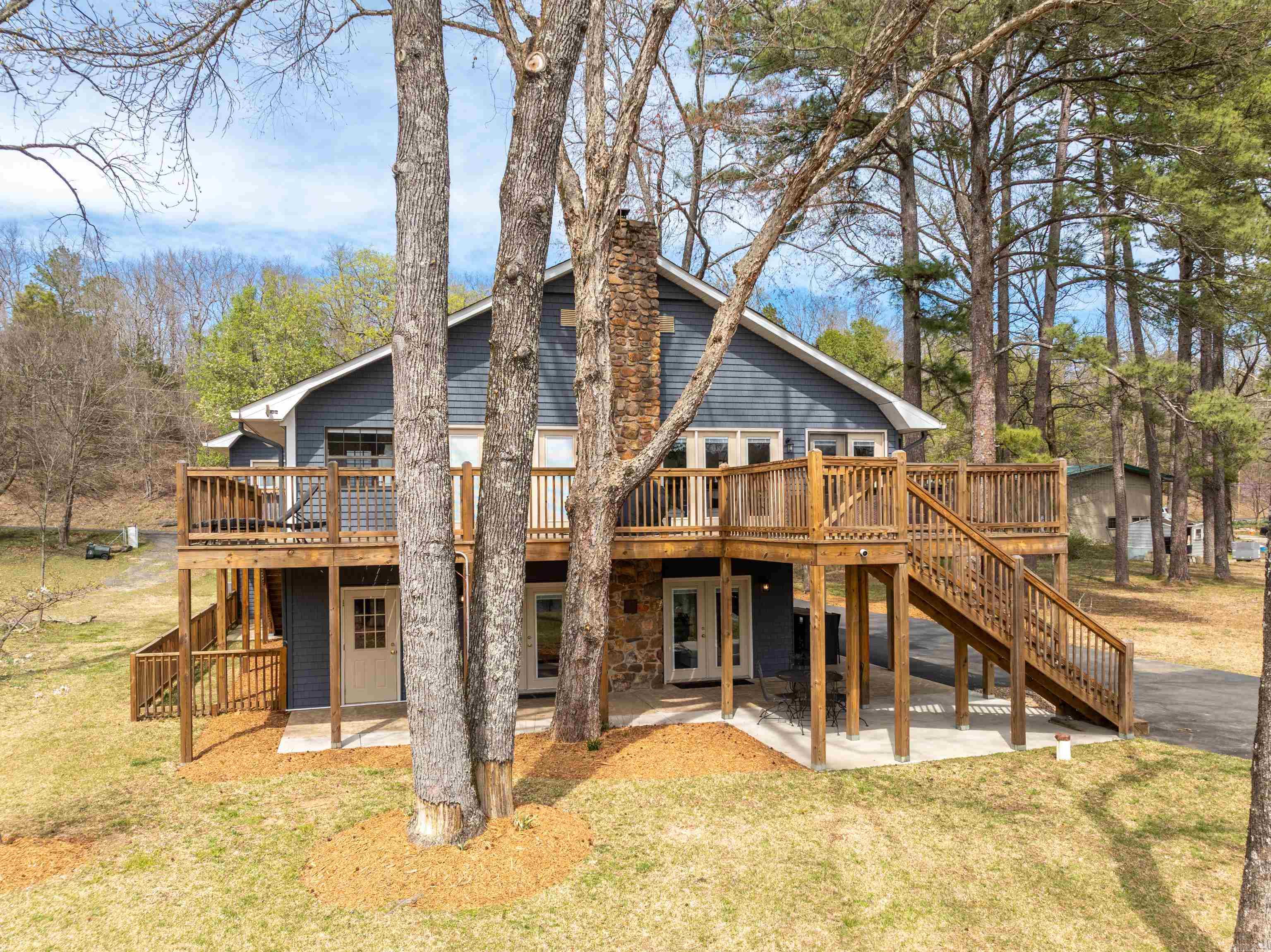 174  Arrowpoint  Royal, AR
