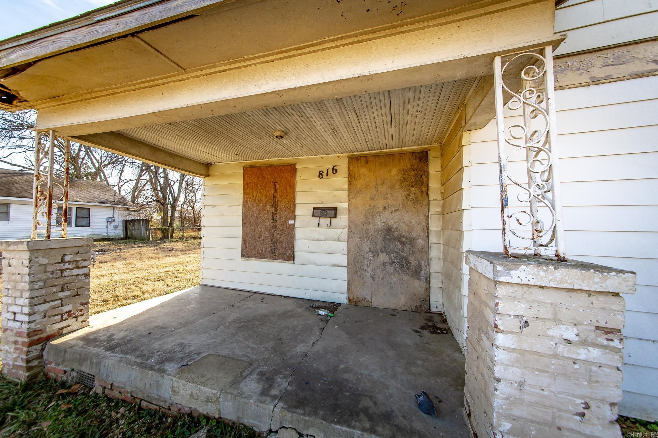816 W 20th  North Little Rock, AR
