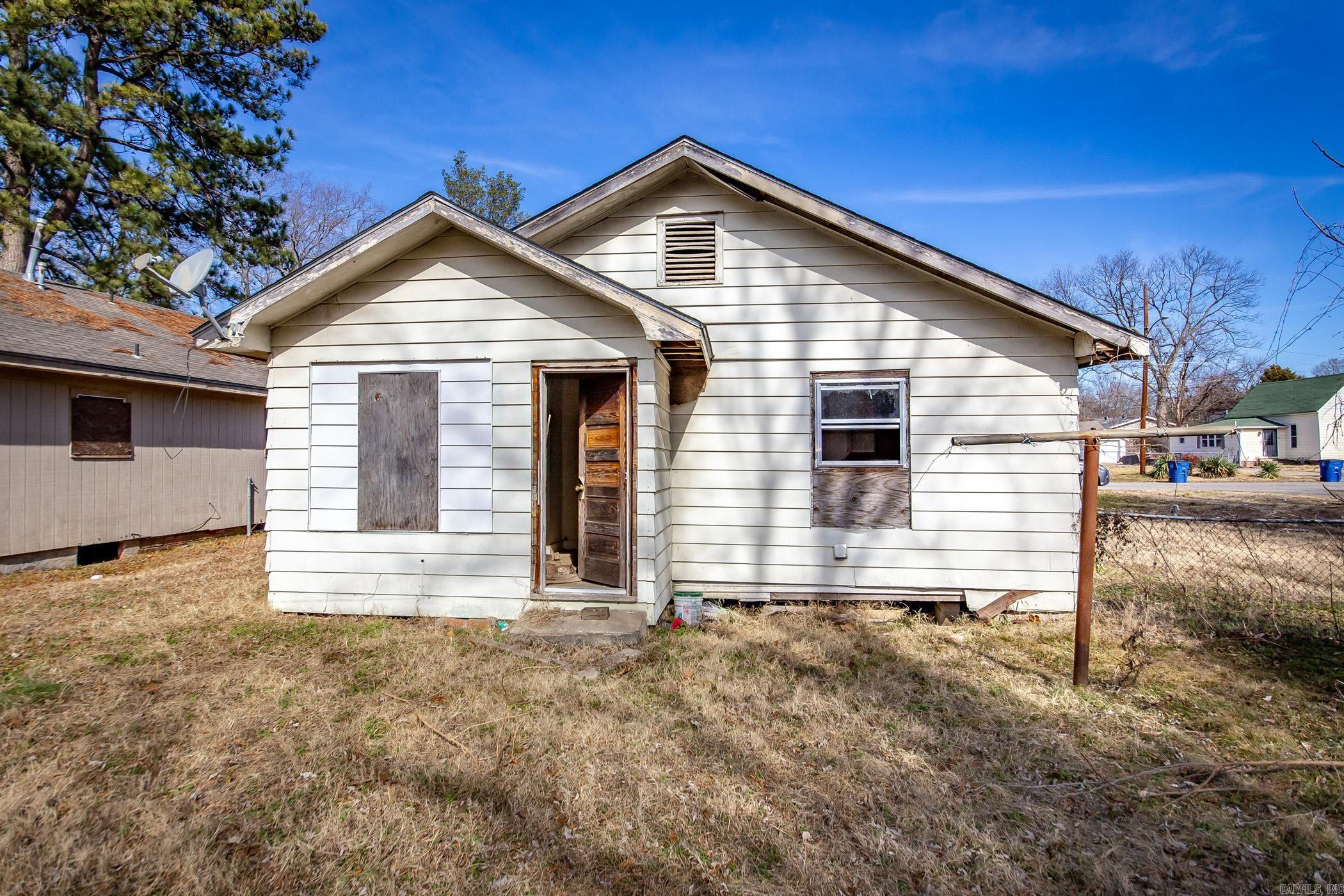 816 W 20th  North Little Rock, AR