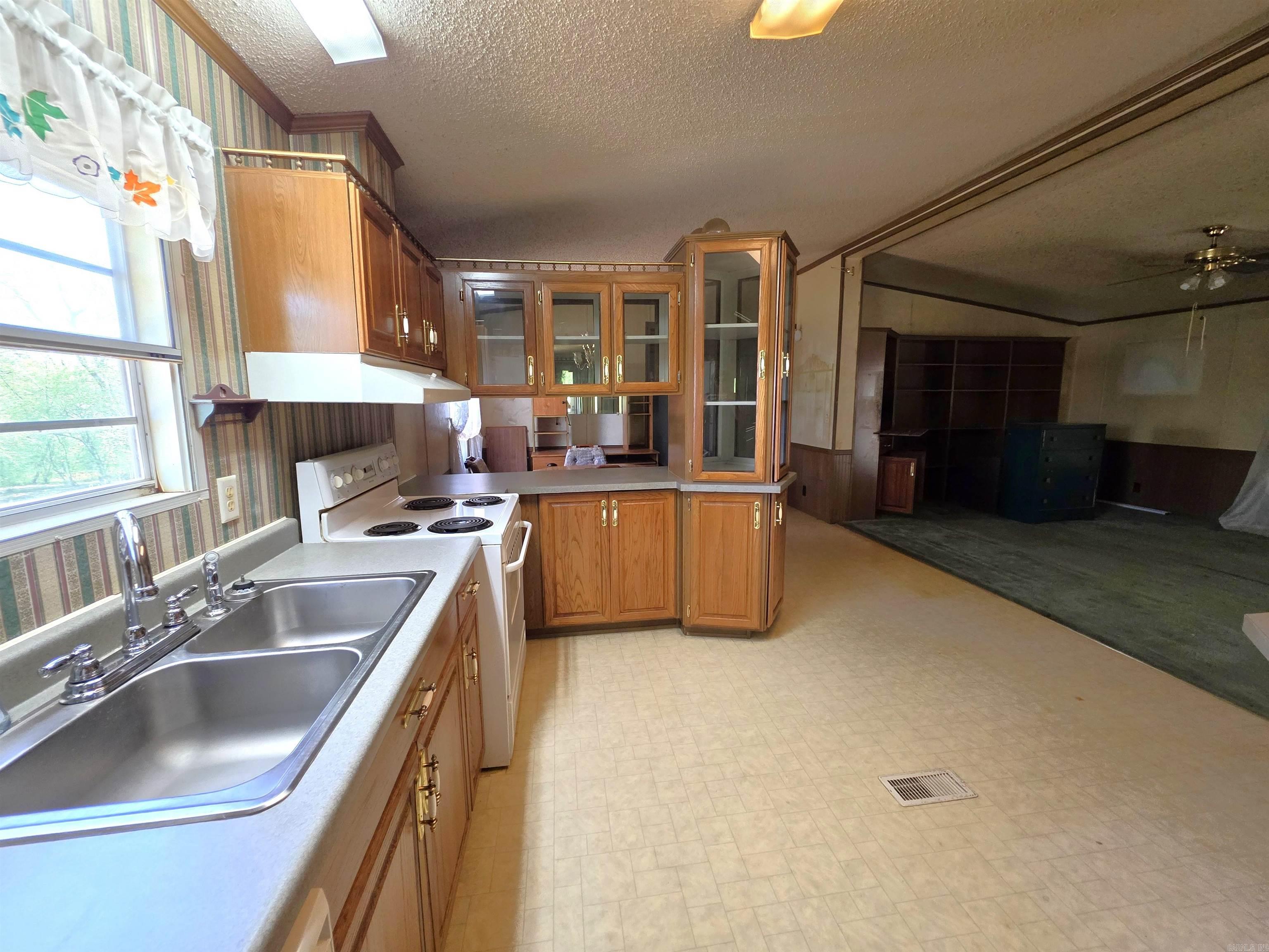 120  Kings  Hatfield, AR