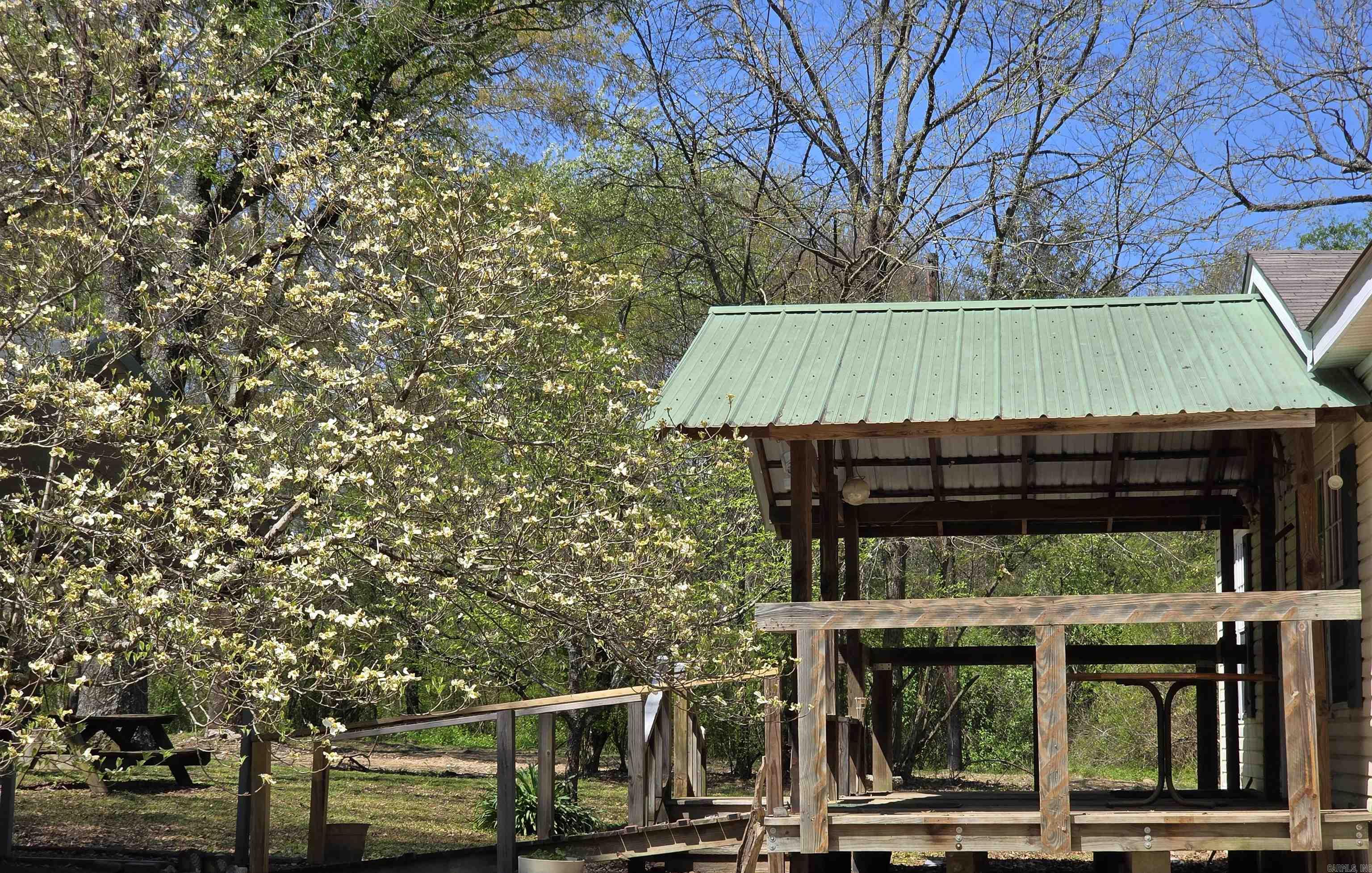 120  Kings  Hatfield, AR