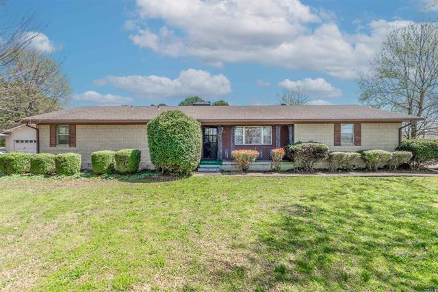 1215 N Broadway  Heber Springs, AR