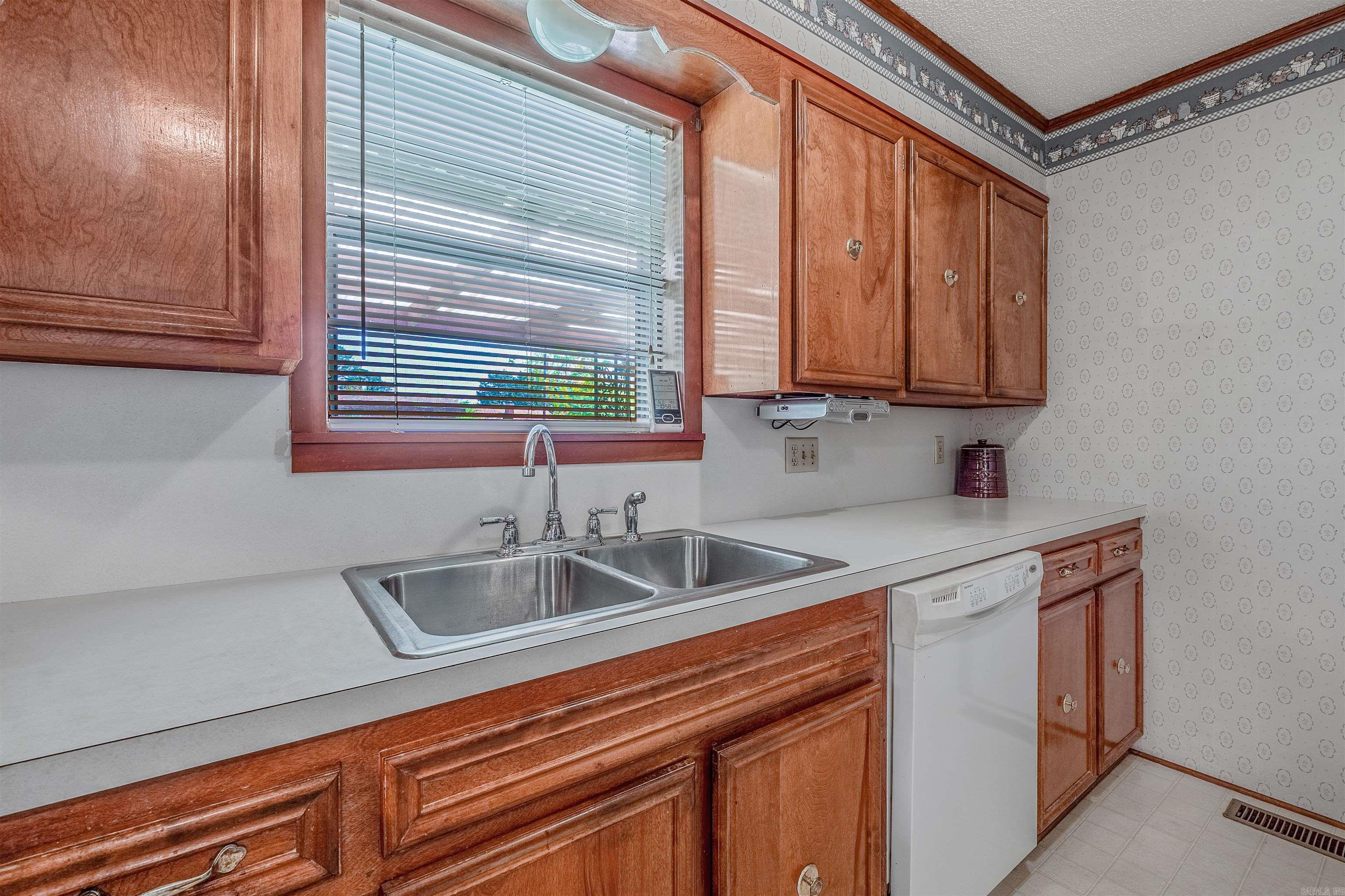 1215 N Broadway Street Heber Springs, AR 72543