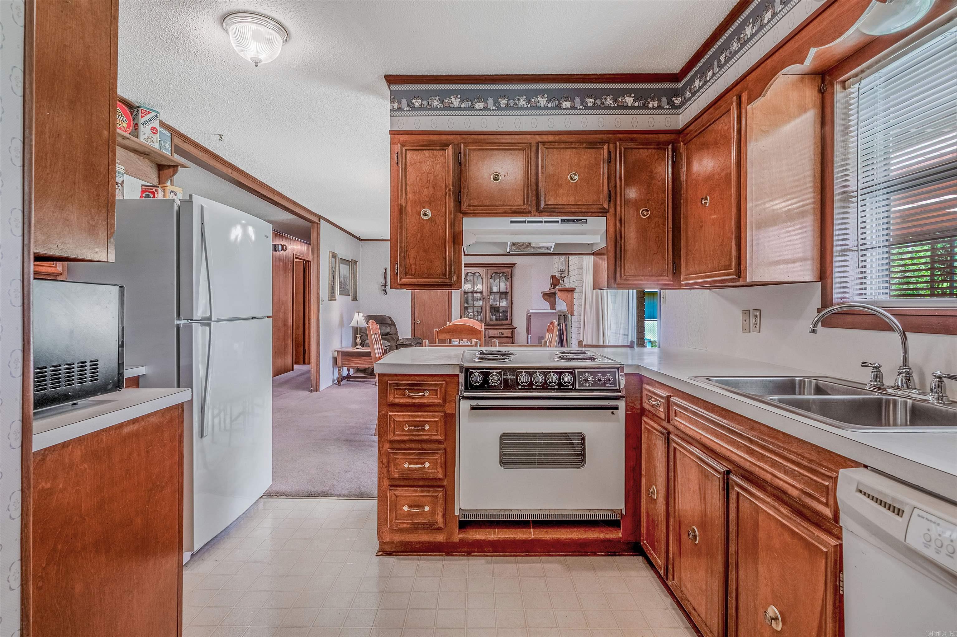 1215 N Broadway  Heber Springs, AR