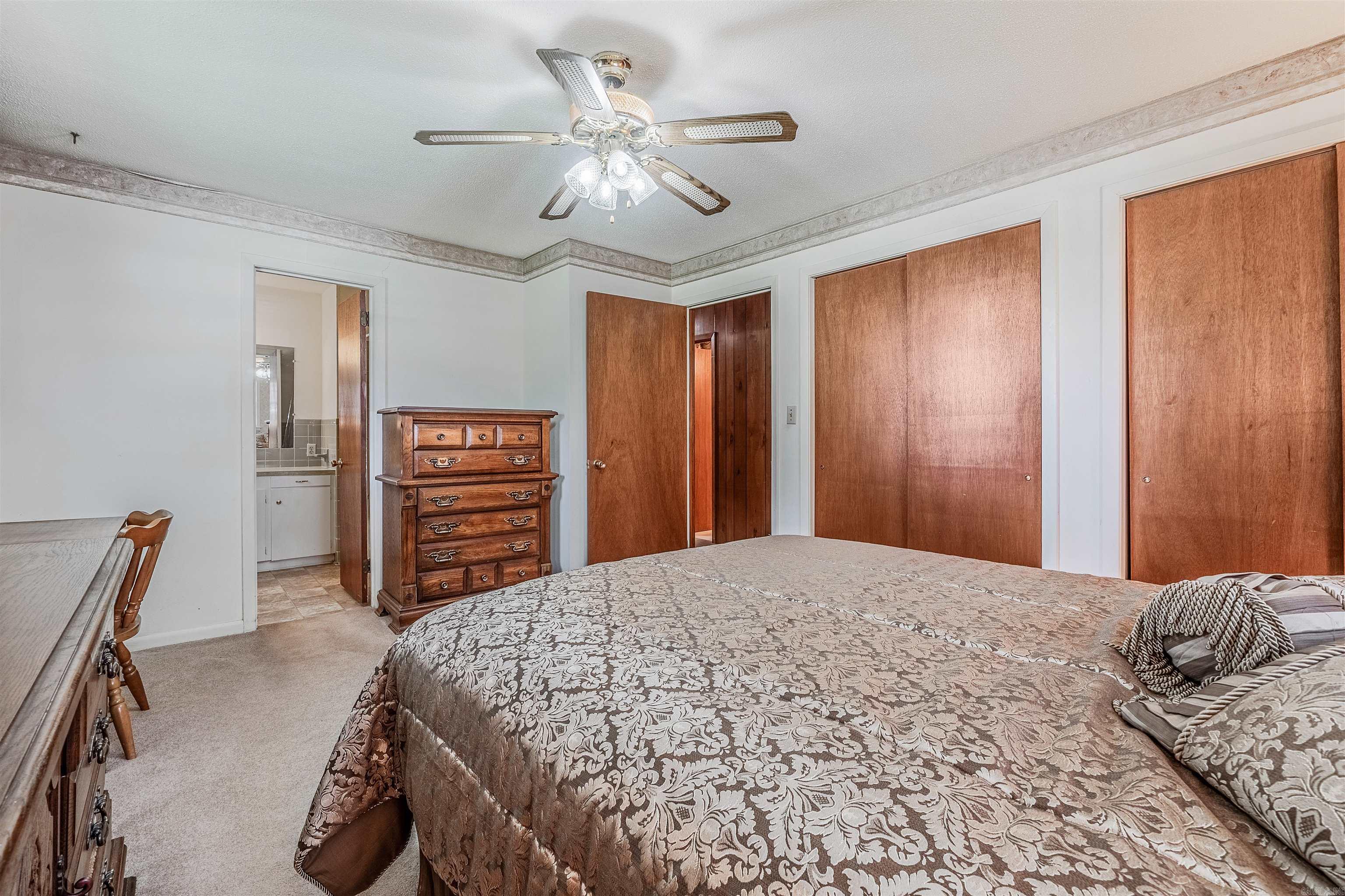1215 N Broadway  Heber Springs, AR
