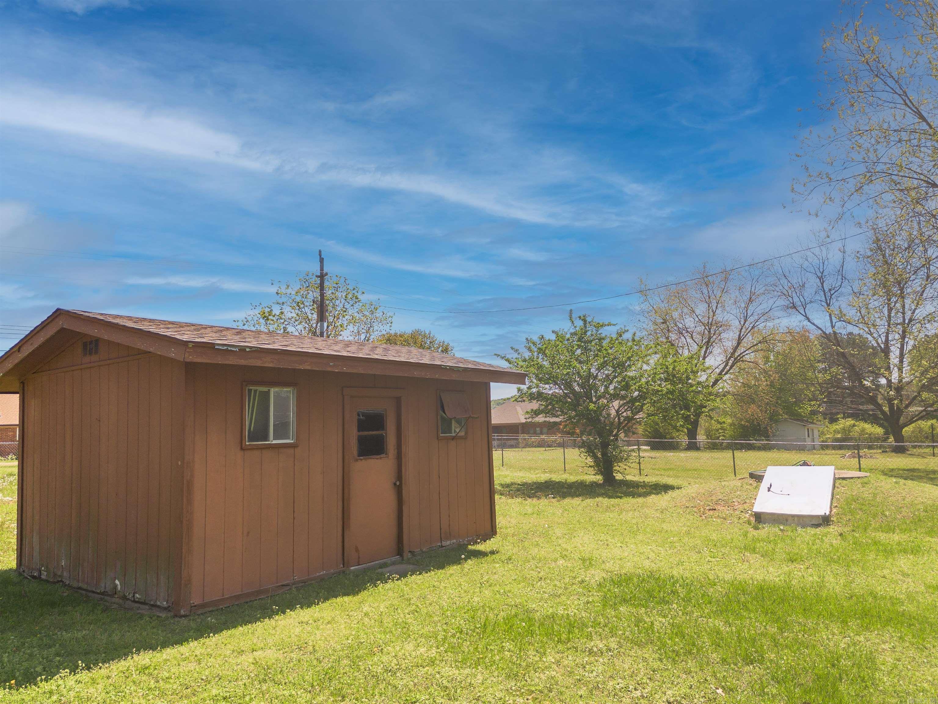 1215 N Broadway  Heber Springs, AR
