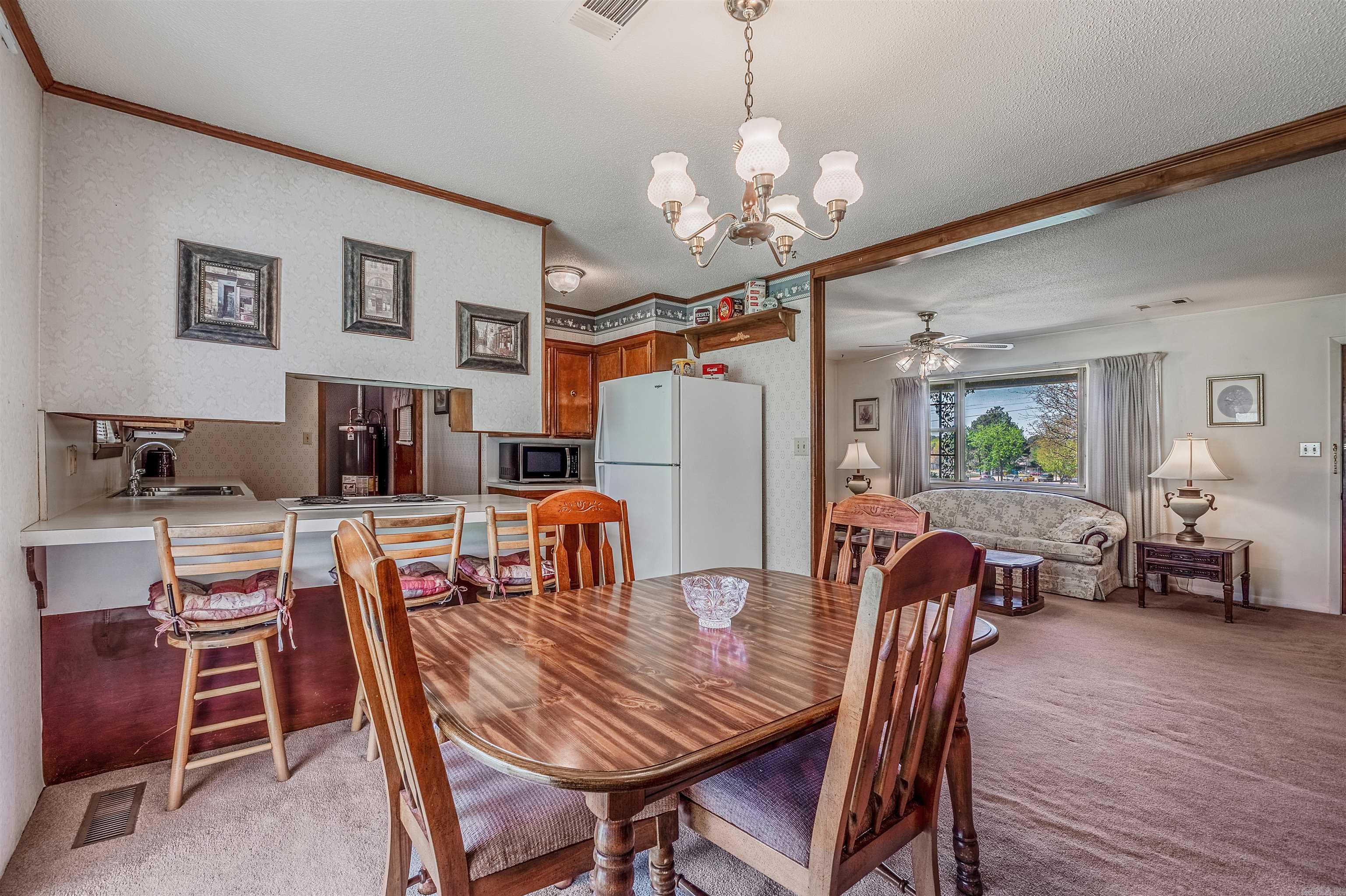 1215 N Broadway  Heber Springs, AR