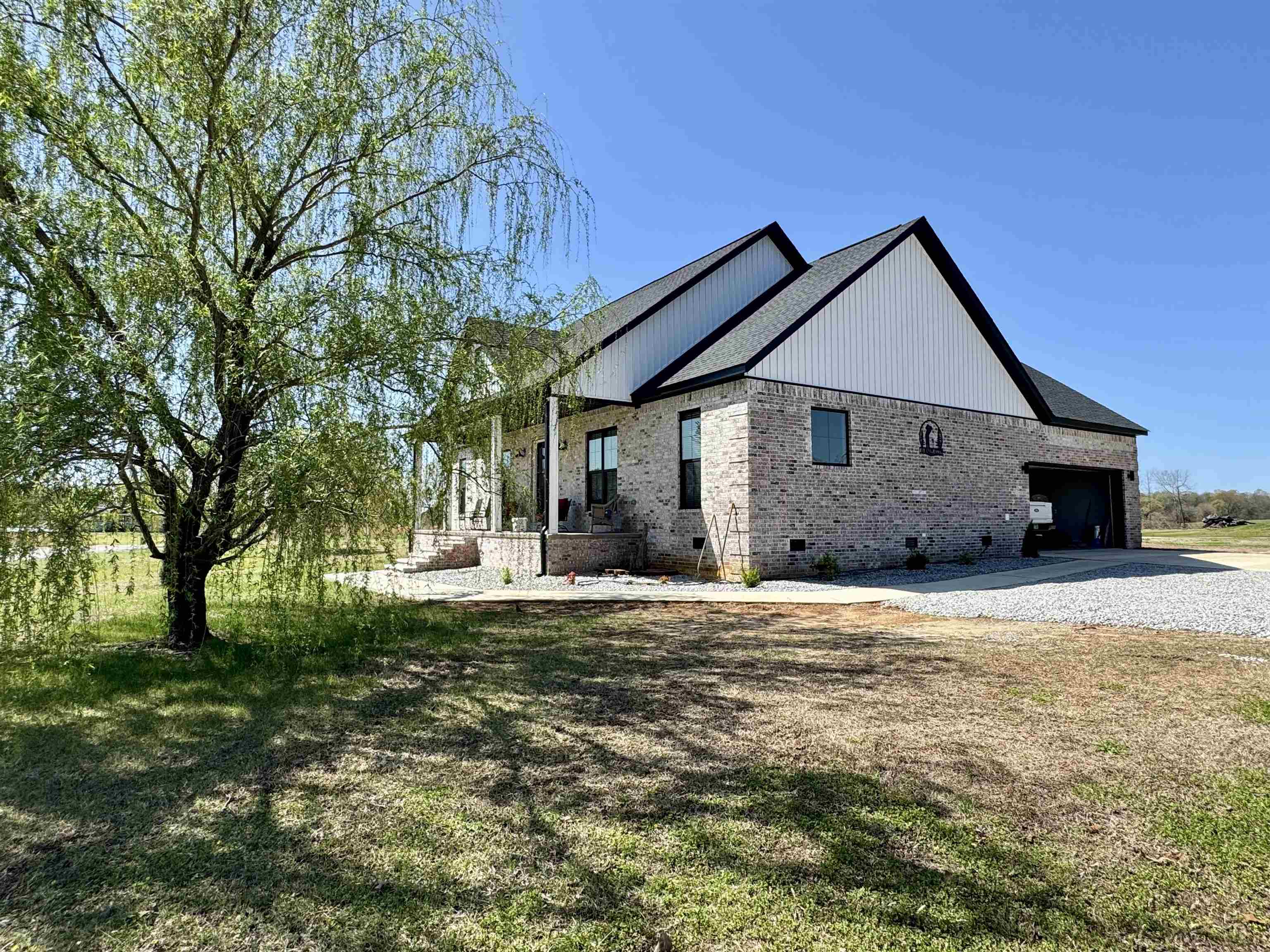 615  Hogans Alley  Melbourne, AR