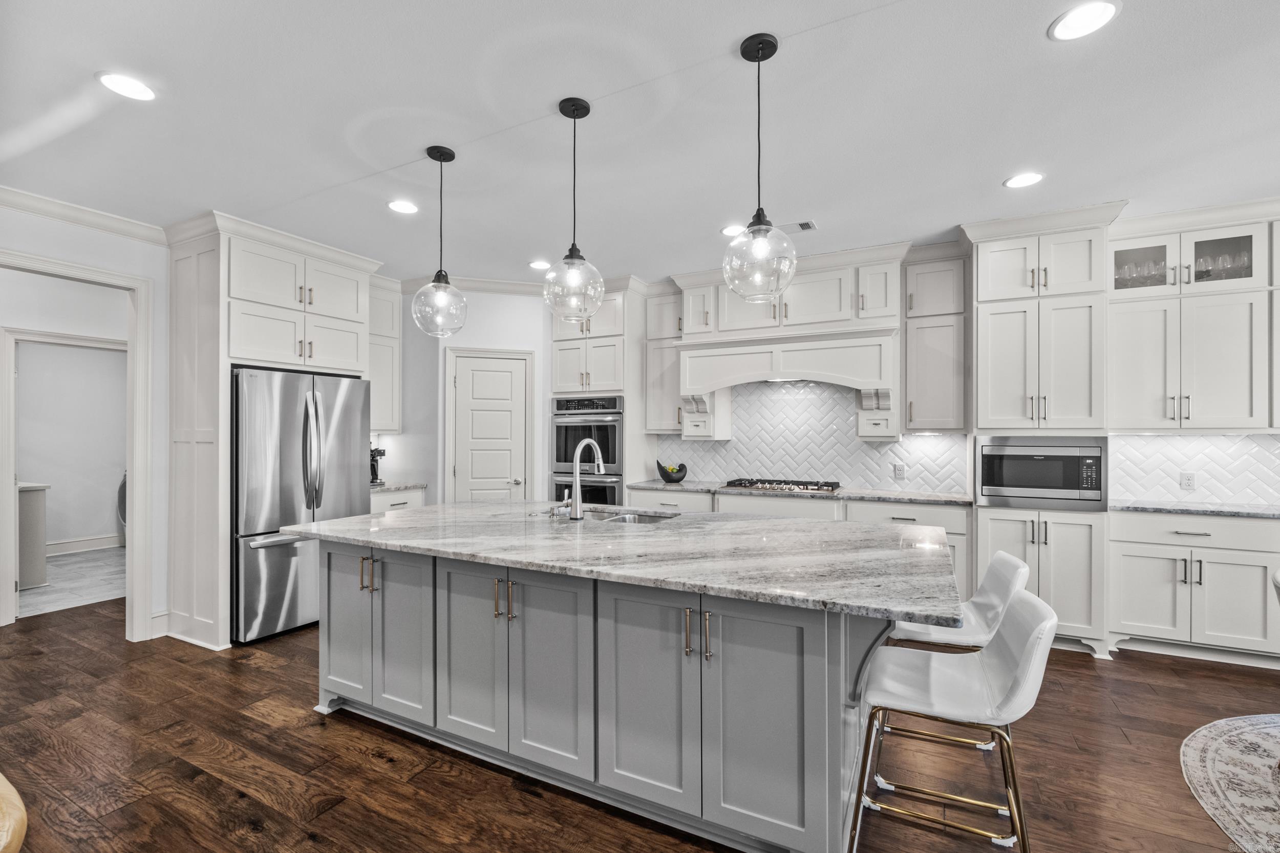 21  Mirabel  Little Rock, AR