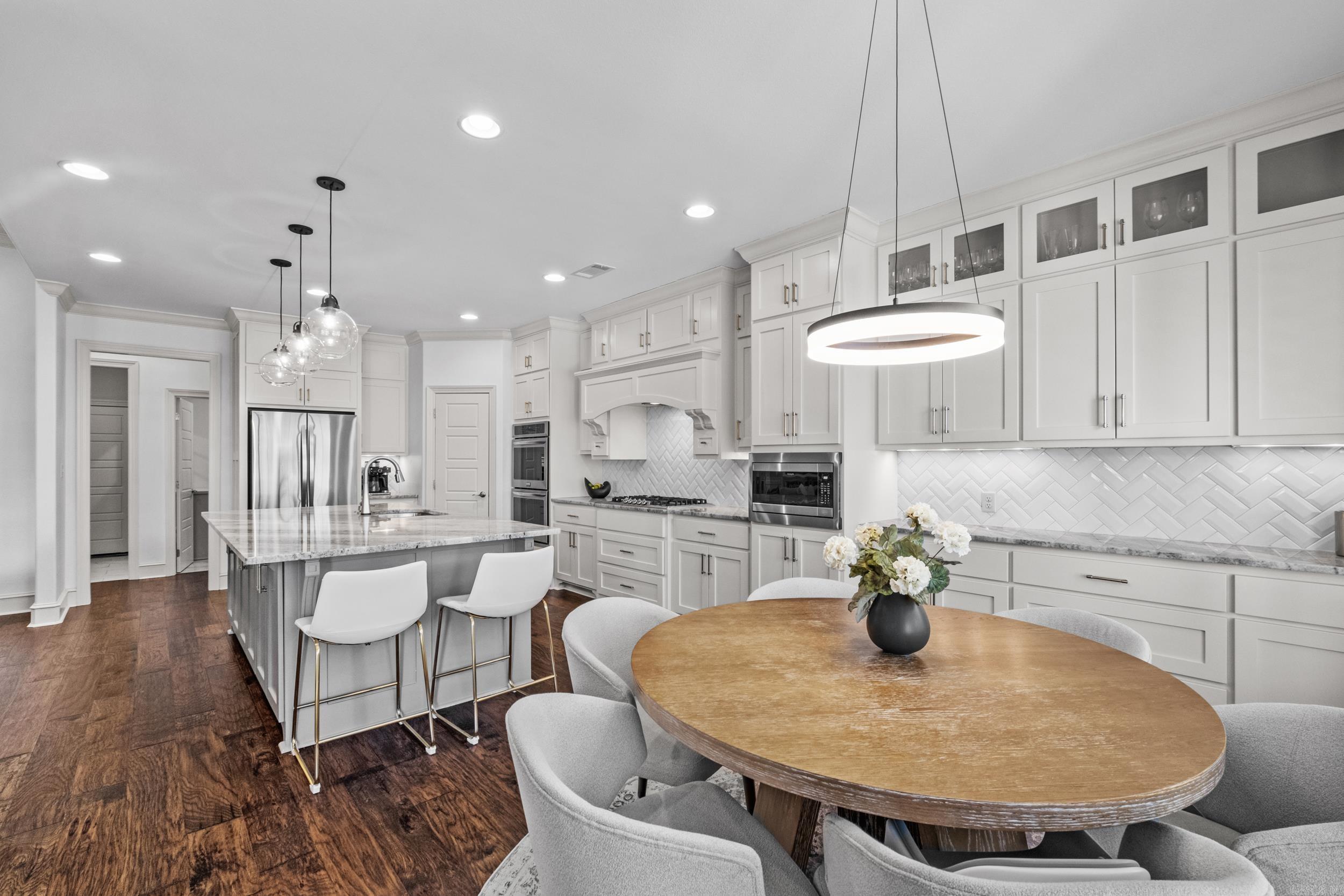 21  Mirabel  Little Rock, AR