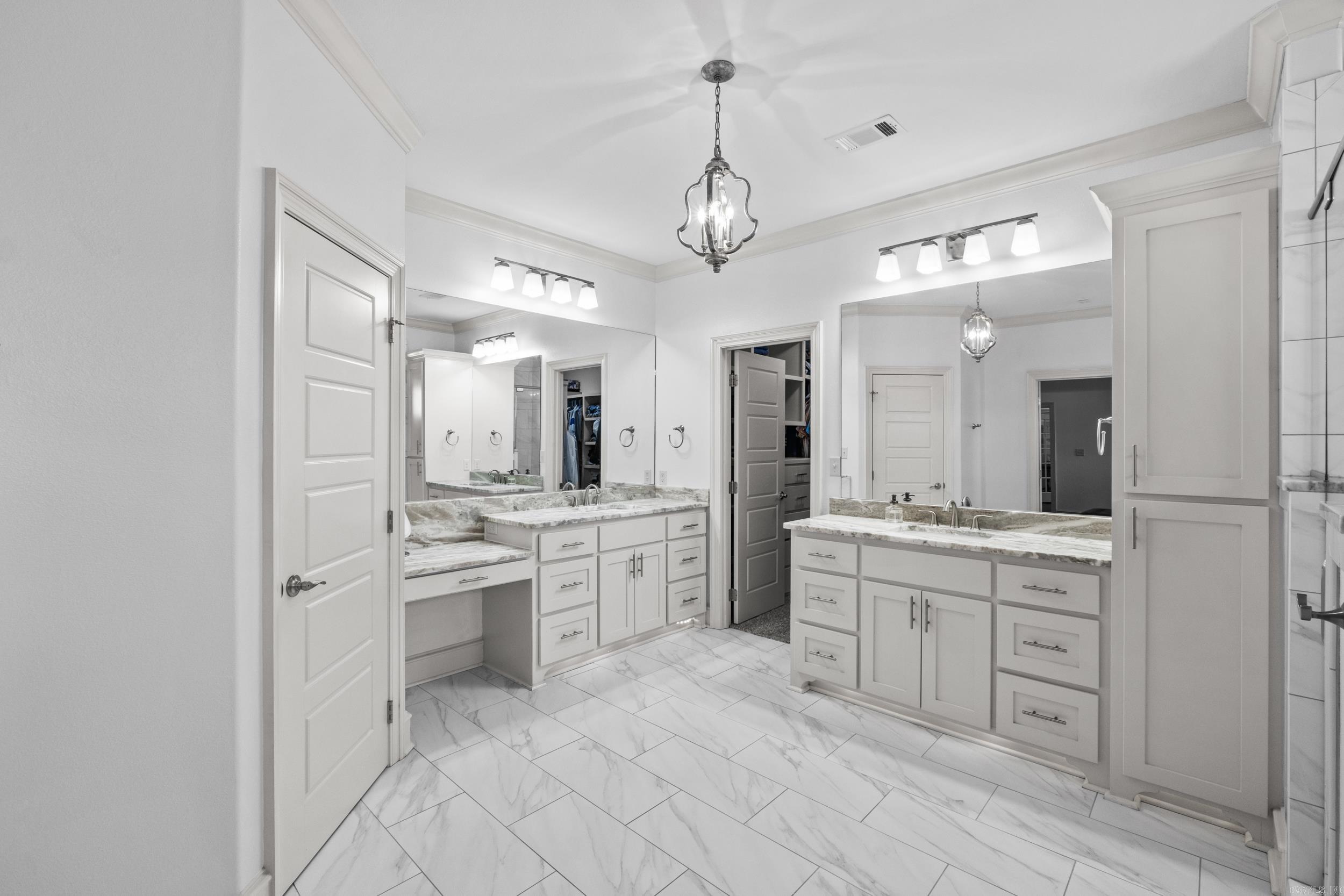 21  Mirabel  Little Rock, AR
